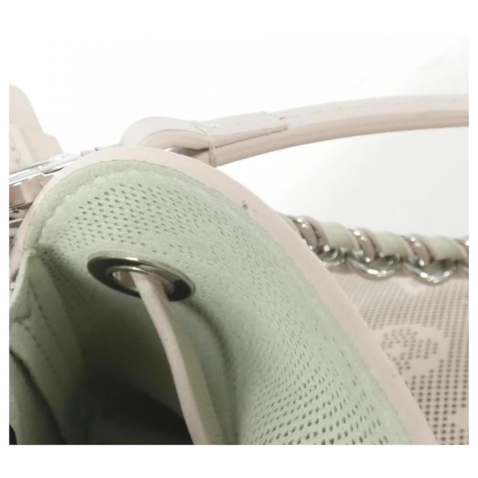 【ルイヴィトン・Louis Vuitton 】Bella M23987 Bella Mahina Leather - Discontinued Product | LOUIS VUITTON