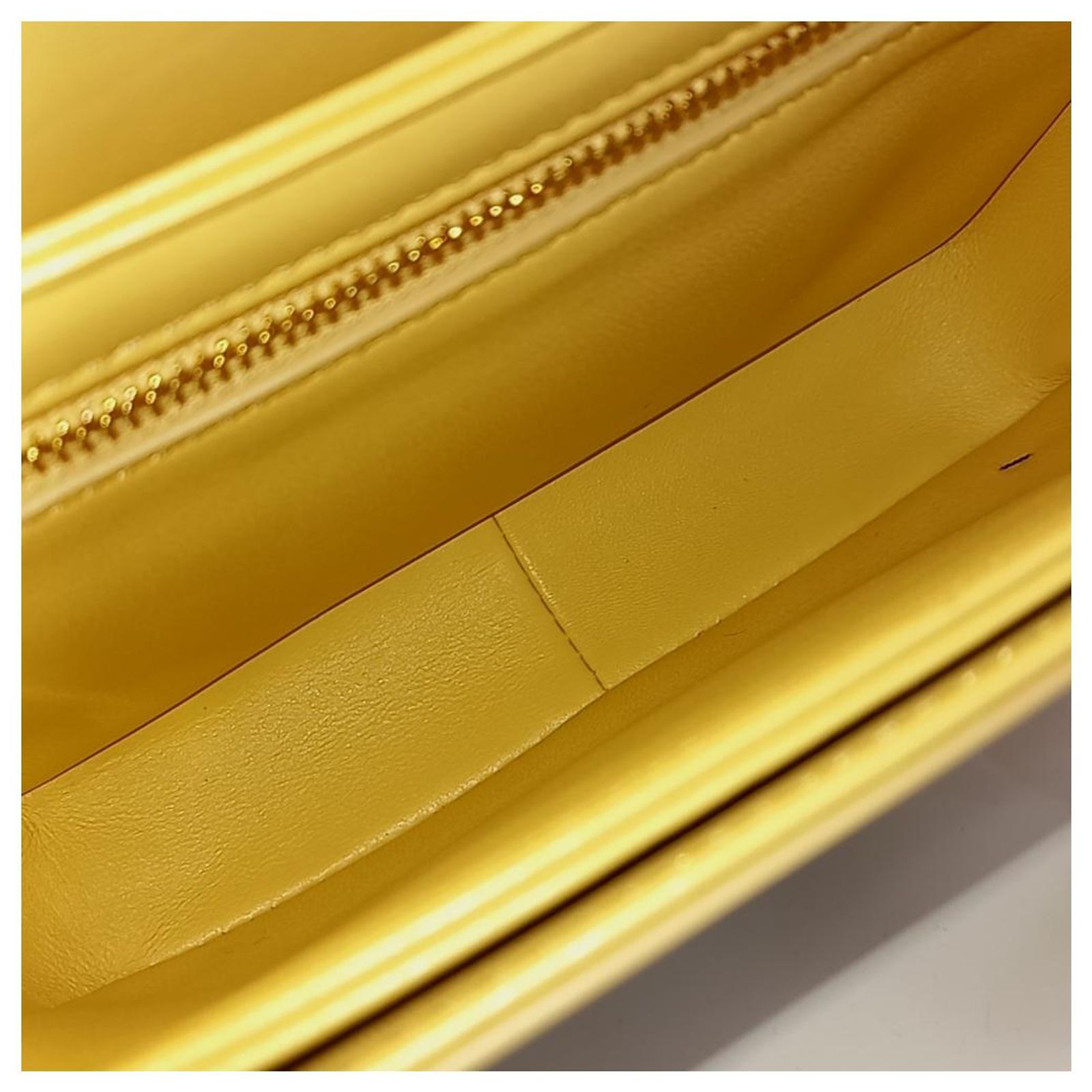 Céline Celine Triumph Bag Tin Yellow Leather ref.2025971 - Joli Closet