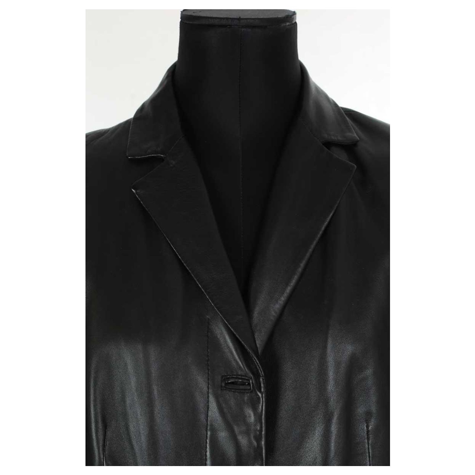 Salvatore Ferragamo Black leather coat ref.2061948 - Joli Closet