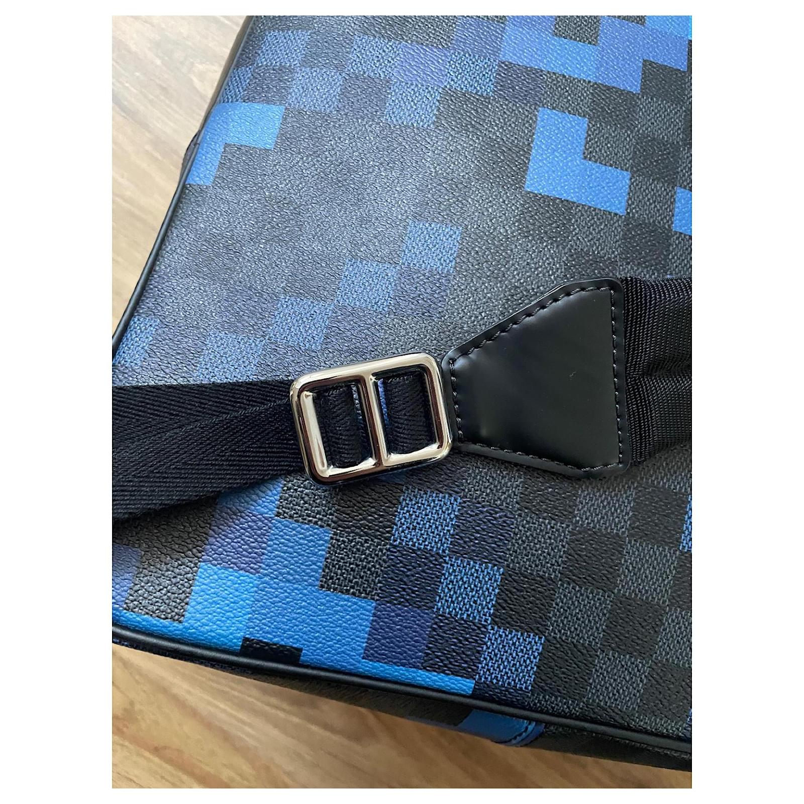 Louis Vuitton Josh Backpack Limited Edition ( Pixel ) blue Leather  ref.2067385