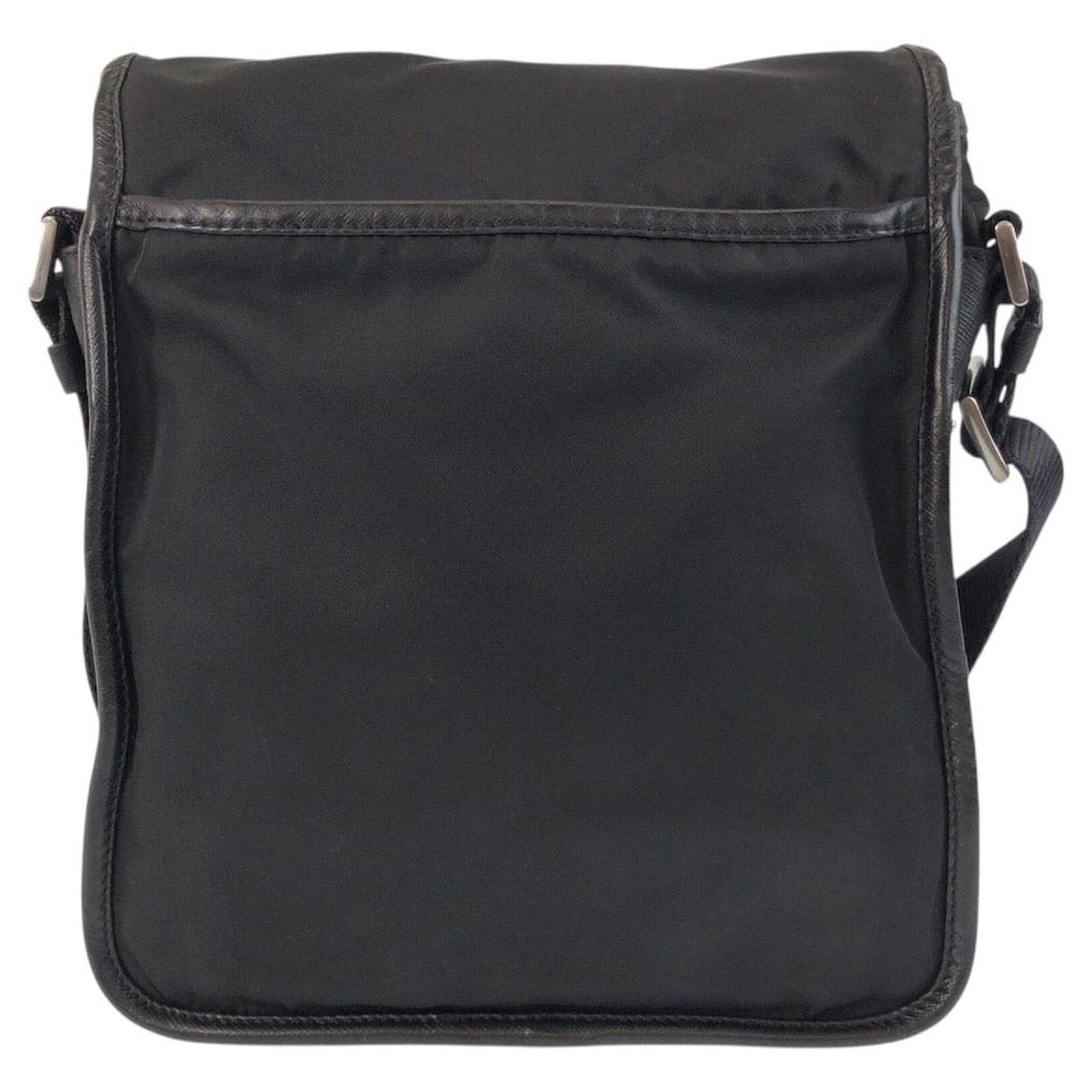バッグ PRADA nylon body bag black plate logo PRADA Tessuto Triangle Logo Plate Black Silver Hardware