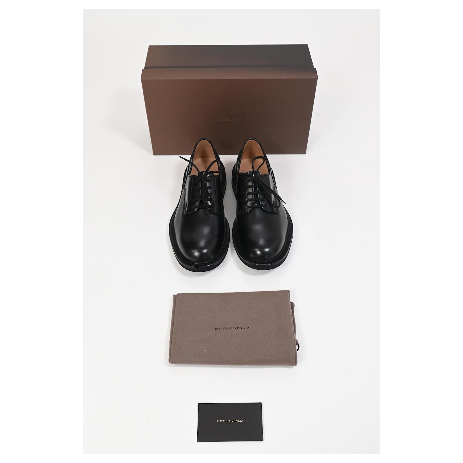 Bottega Veneta The Level Panelled Derby Shoes in Black Leather ref