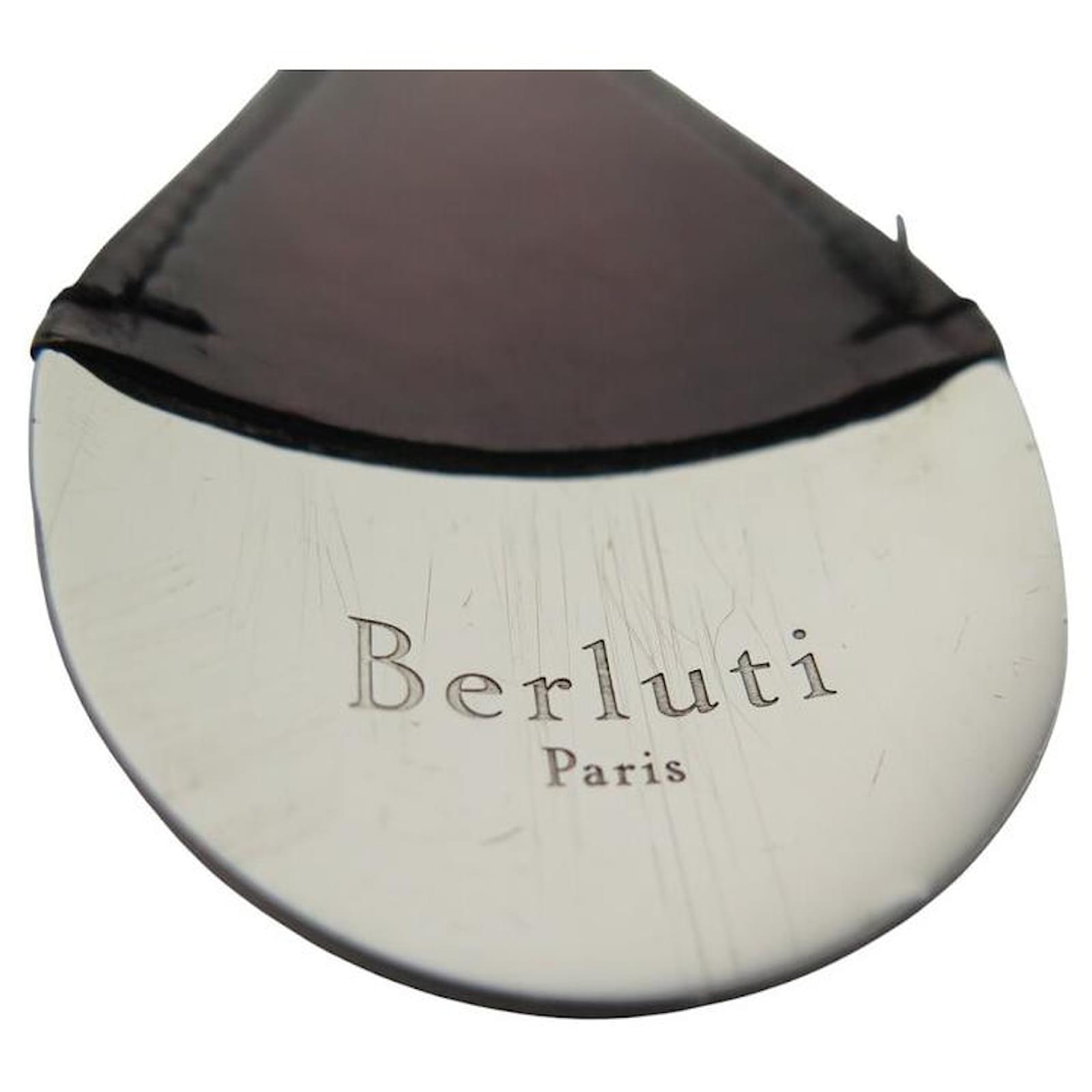BERLUTI KEYCHAIN SHOEHORN BROWN LEATHER ref.2130076 - Joli BERLUTI KEYCHAIN SHOEHORN BROWN LEATHER ref.2130076 - Joli