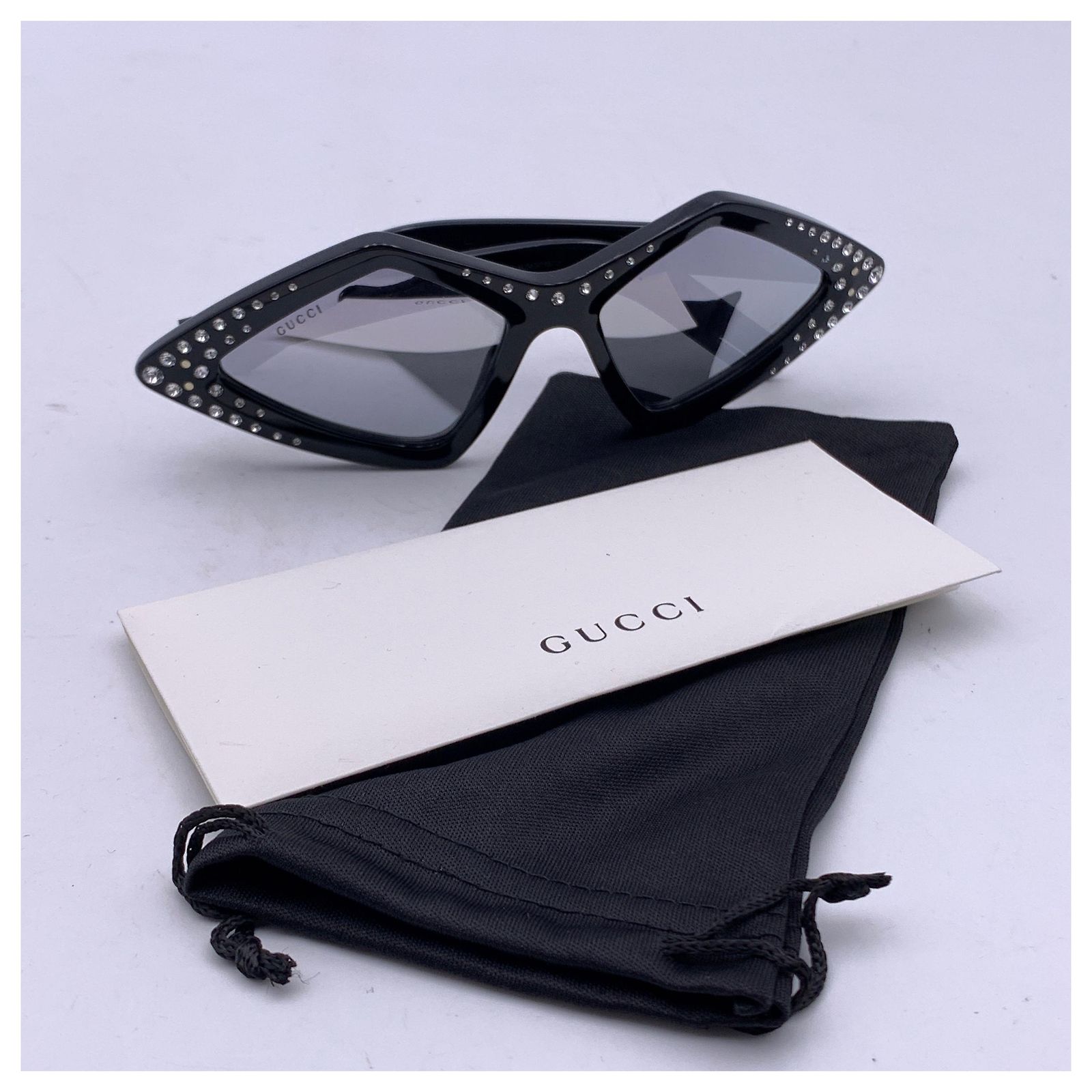 Gucci Black Frame Rhinestones GG0496S Sunglasses 59/18 145mm  display picture 2