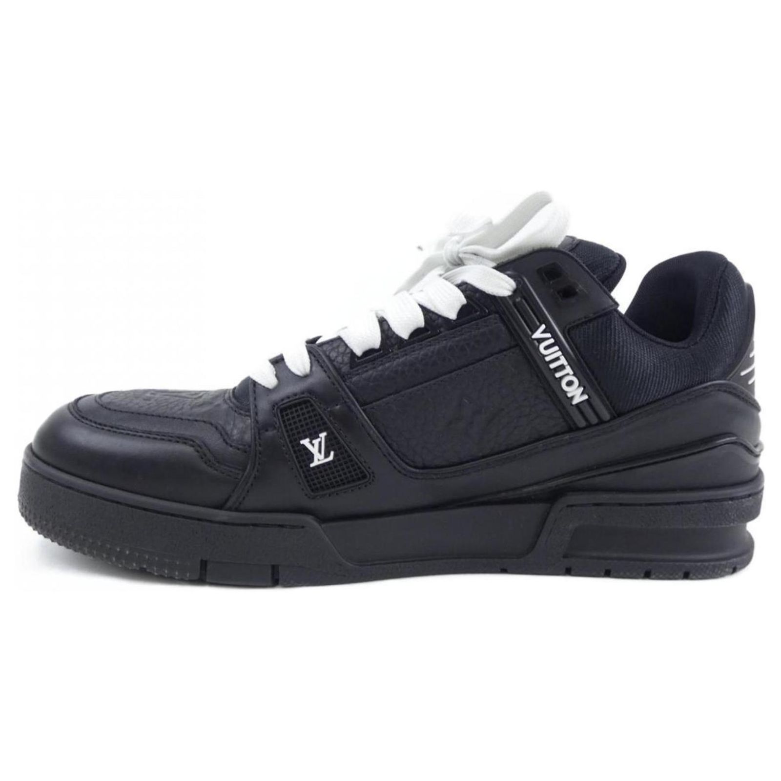 louis-vuitton-black-sneakers-ref-2131870-joli-closet