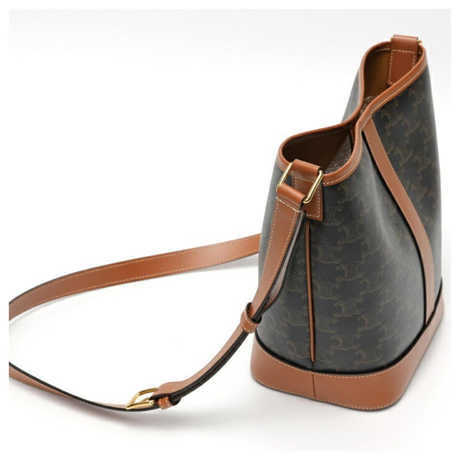 Céline Sac seau petit modèle en toile Triomphe de Celine Cuir ref