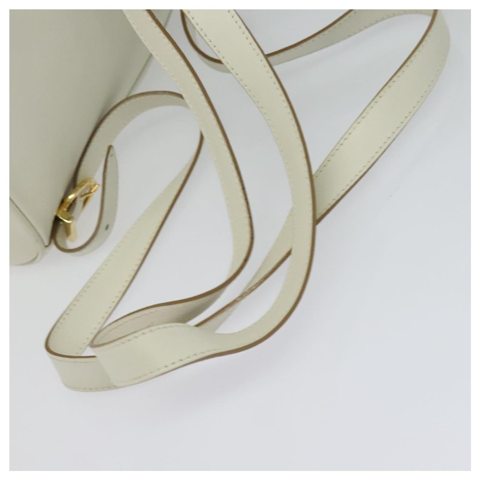 Salvatore Ferragamo Gancini Backpack Canvas Beige Gold Auth BA10432 Salvatore Ferragamo Gancini Backpack Leather White Gold Auth  main image 2