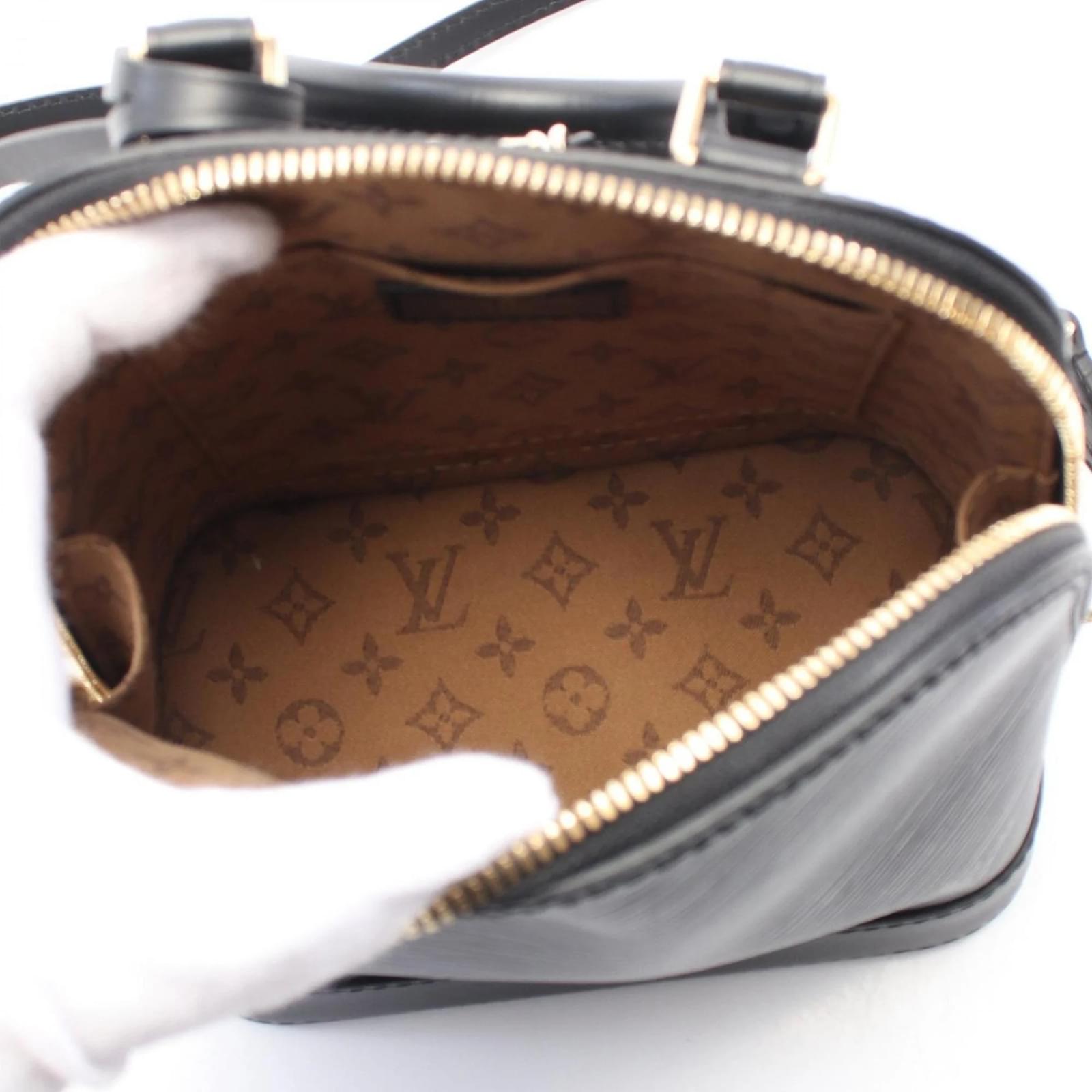 Louis Vuitton Alma Backpack in Epi Noir Black Leather  ref.2155955