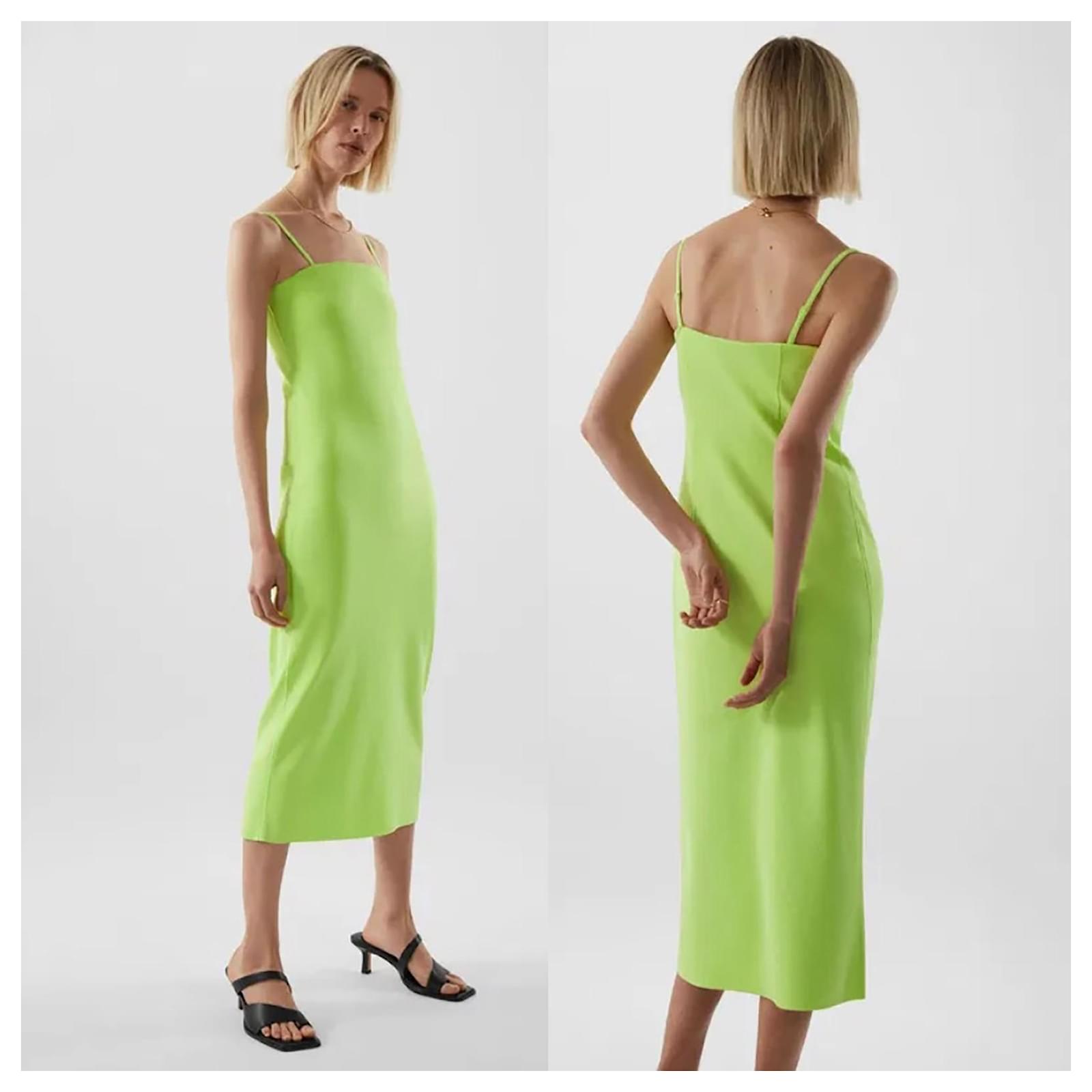 COS tuba midi dress in neon lime yellow green hue size L Viscose Elastane Polyamide ref.2159219 - Joli Closet COS tuba midi dress in neon lime yellow green hue size L Viscose Elastane Polyamide ref.2159219 - Joli Closet