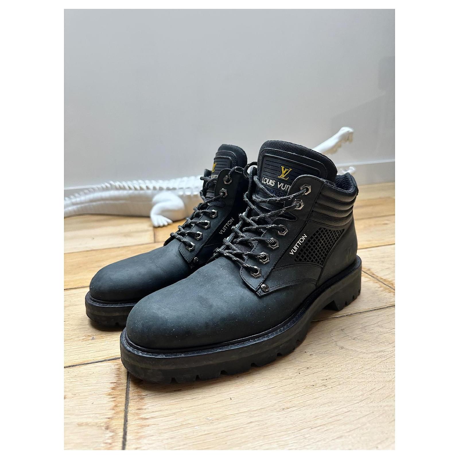 ゆ*か様 Louis Vuitton Botas Negro Gris antr ゆ*か様 Louis Vuitton Botas Negro Gris antr