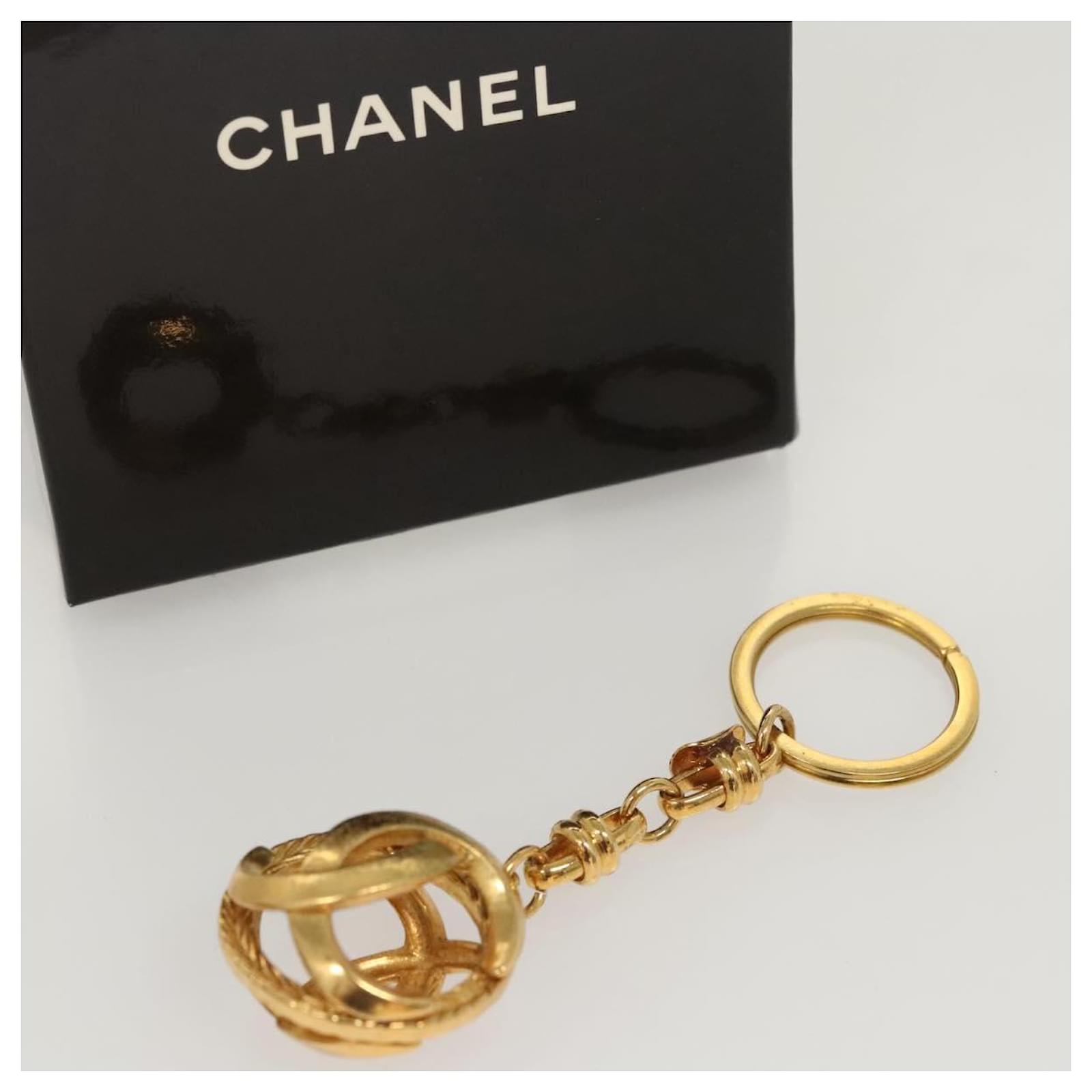 CHANEL COCO Mark Key Ring metal Gold CC Auth ar13427 Golden ref