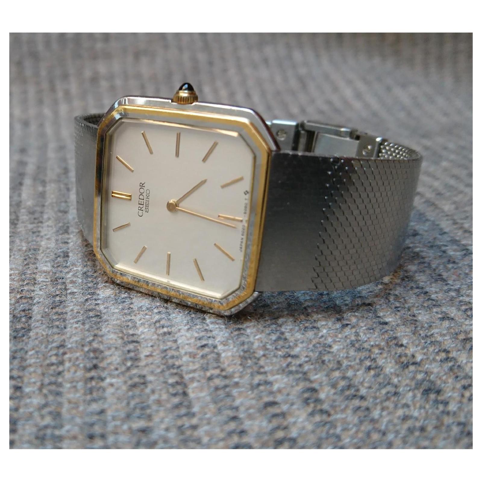 Seiko Credor 6020-5090 quartz watch Golden Metallic Eggshell