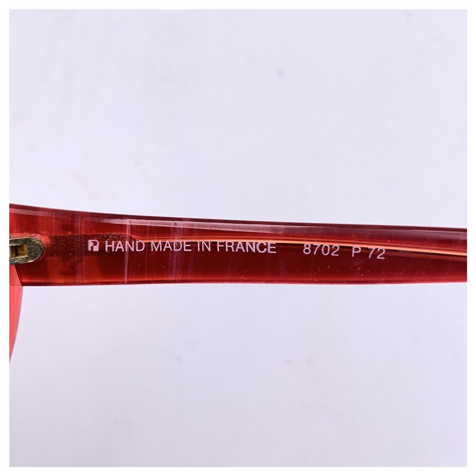 Yves Saint Laurent Vintage Cat Eye Red Sunglasses mod. 8702  display picture 1