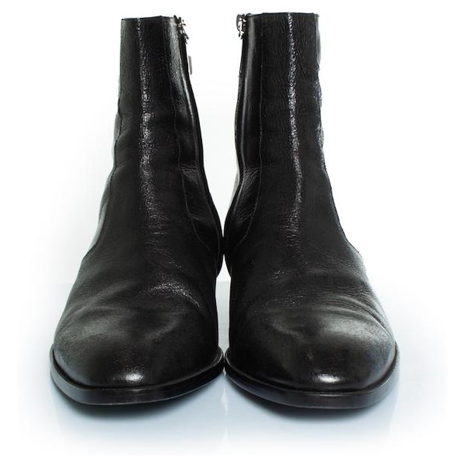 Saint Laurent, Crinkled leather Wyatt boots Black ref.JC2190898