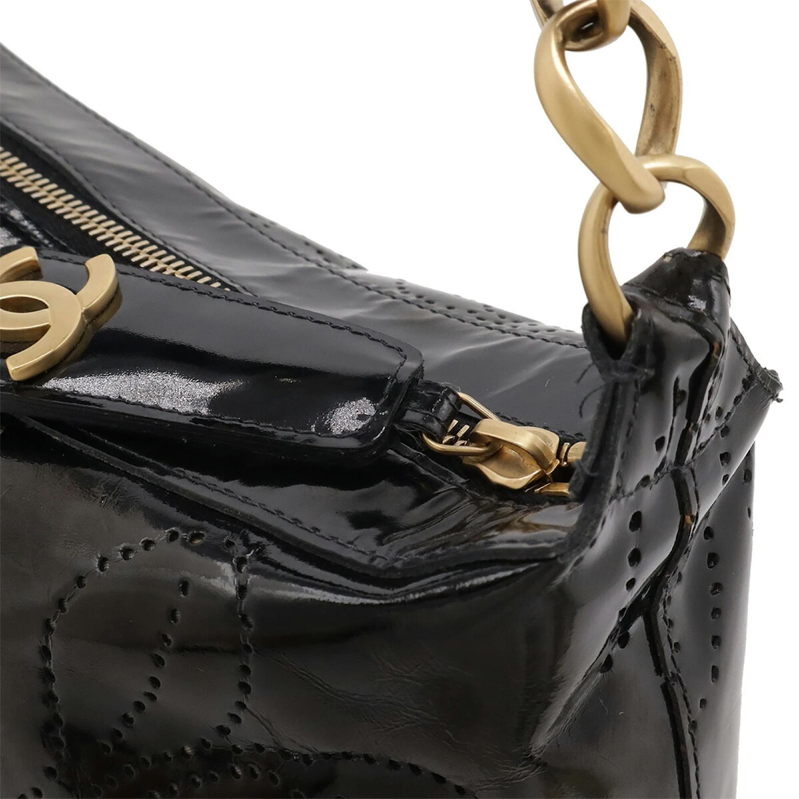 Chanel Camellia Punching Coco Mark Chain Shoulder Bag Black ref