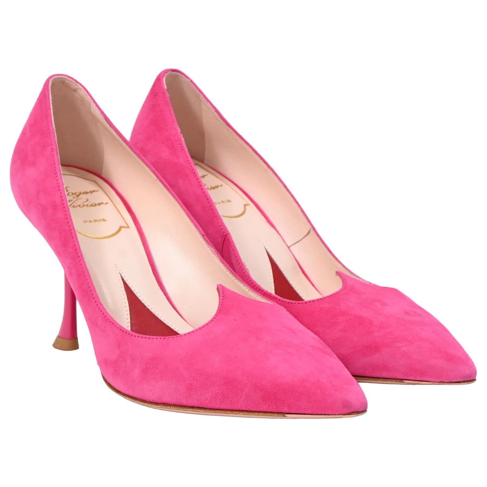 Roger Vivier I Love Vivier Pumps in Pink Suede ref.2215036