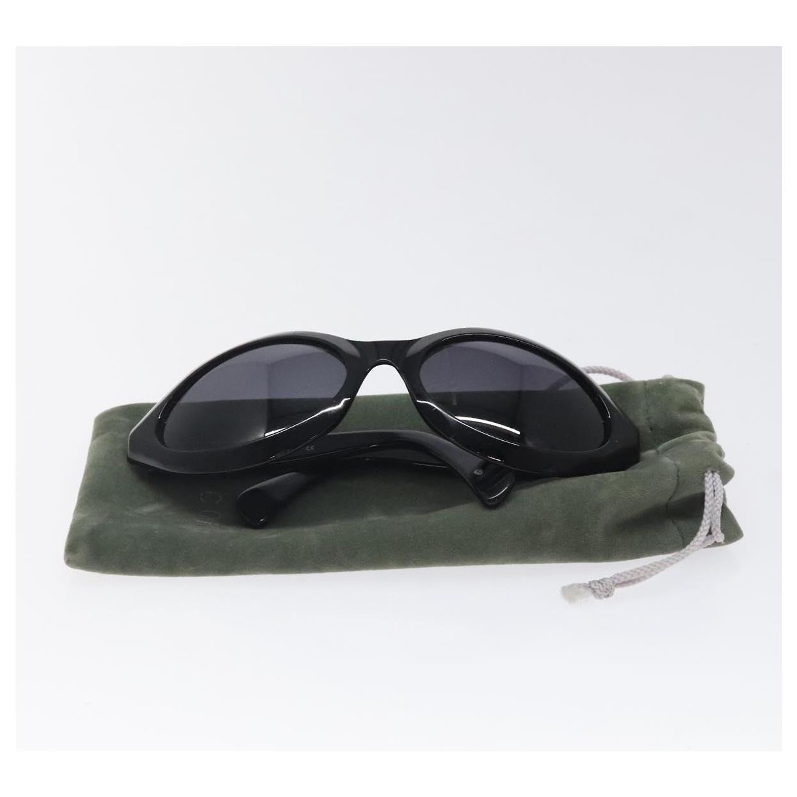 GUCCI Sunglasses plastic Black Auth yk18119 ref.JC2224812  display picture 1