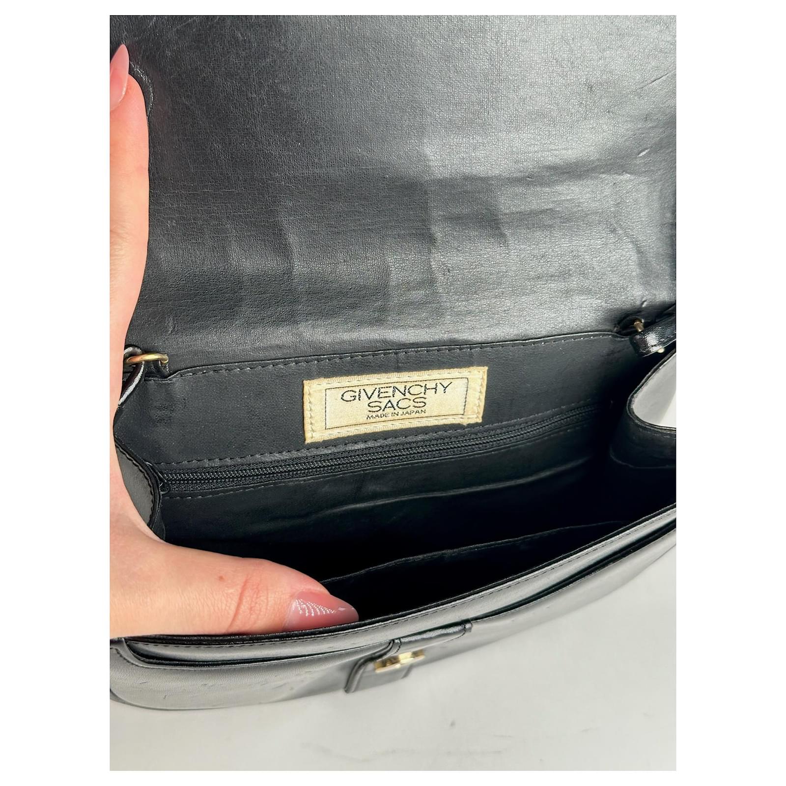 Sac en cuir vintage Givenchy noir Joli Closet