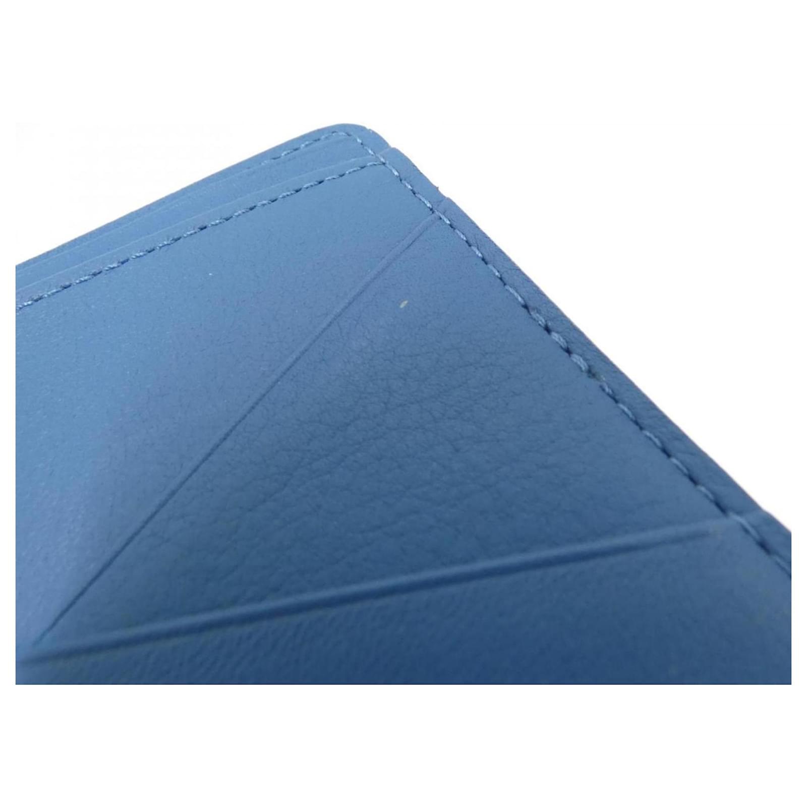 Louis Vuitton Taurillon Portefeuille Multiple M58190 Billfold Blue Leather ref.2255324