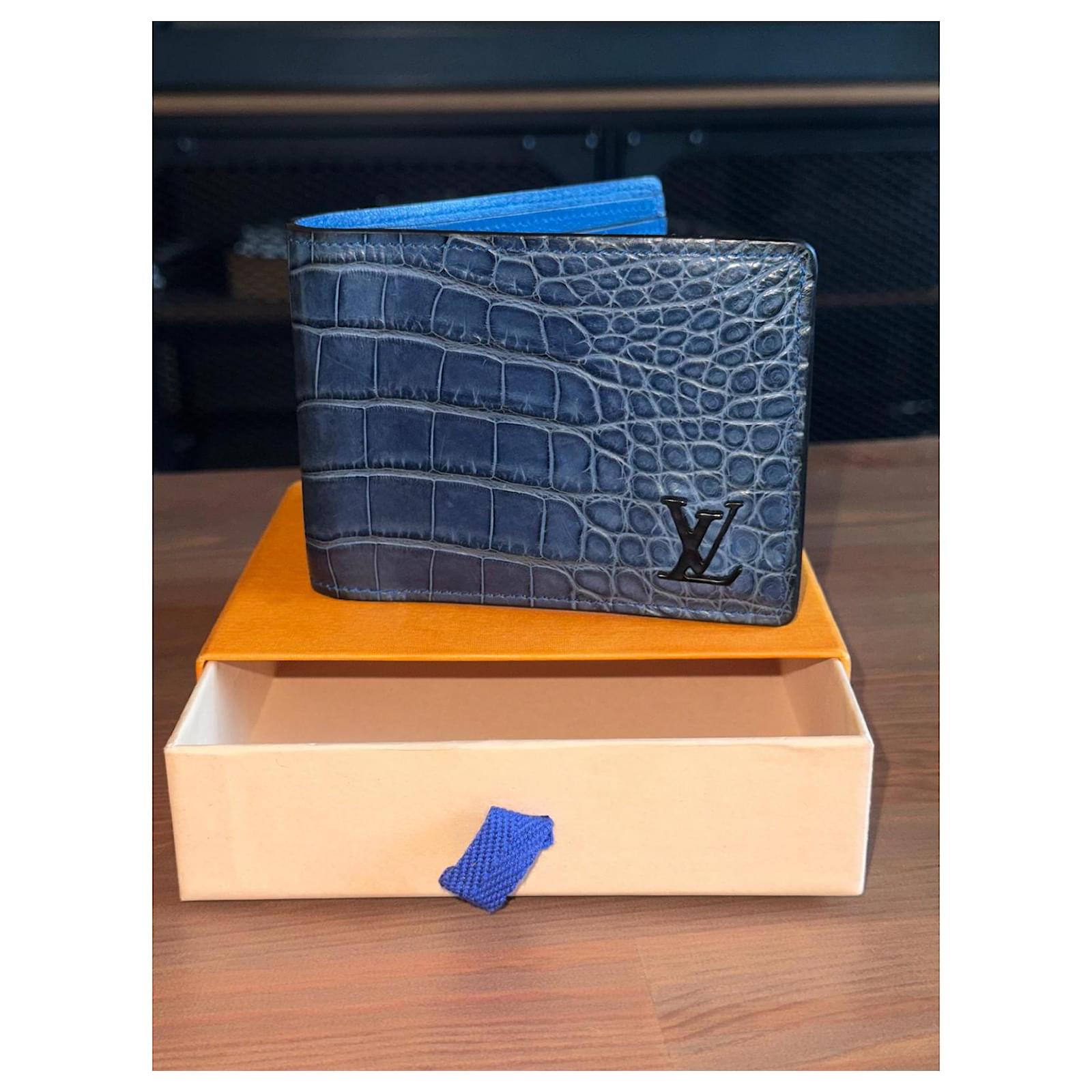 Louis Vuitton Portefeuille Multiple Alligator Wallet (Blue) Dark blue Exotic leather  ref.2272516