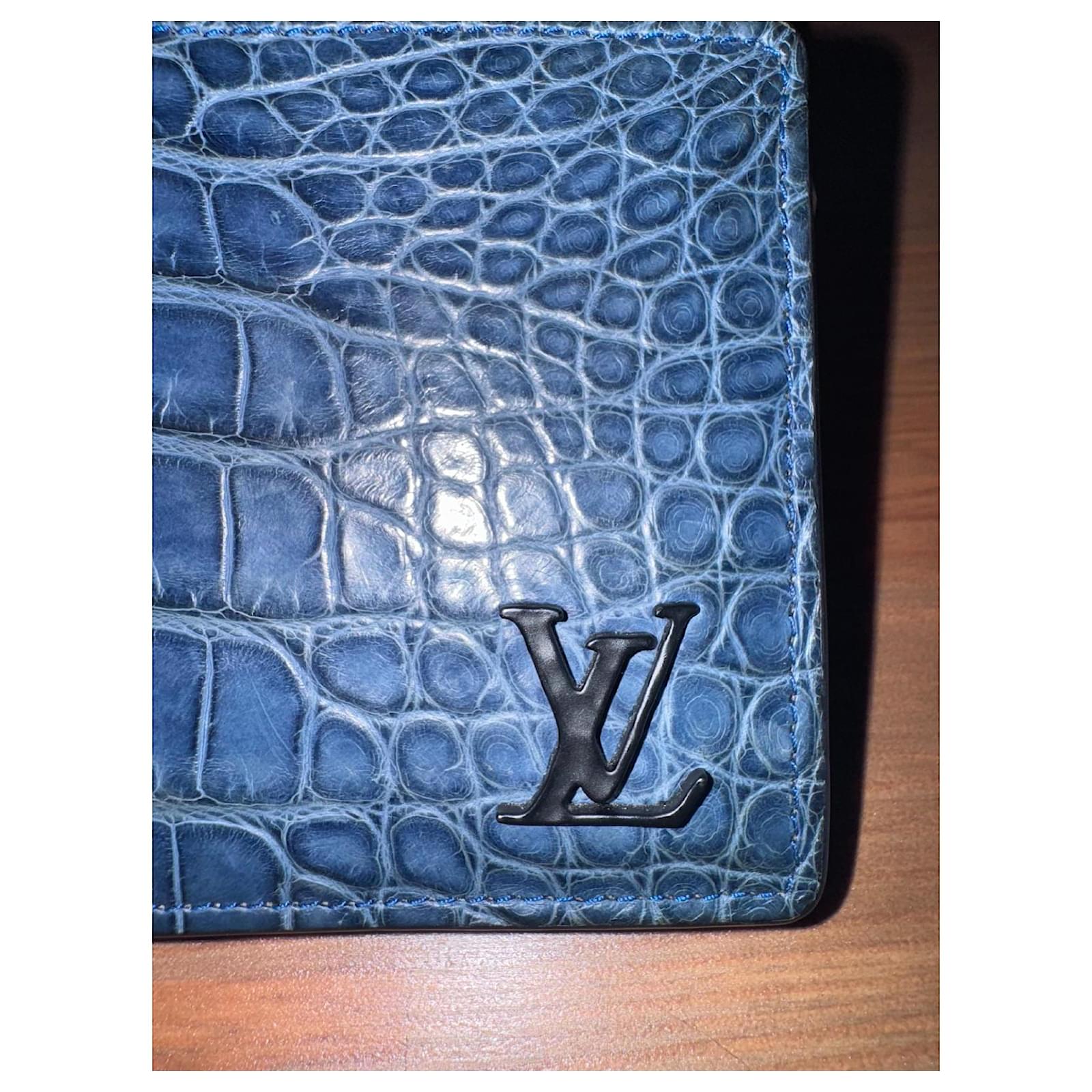 Louis Vuitton Portefeuille Multiple Alligator Wallet (Blue) Dark blue Exotic leather  ref.2272516