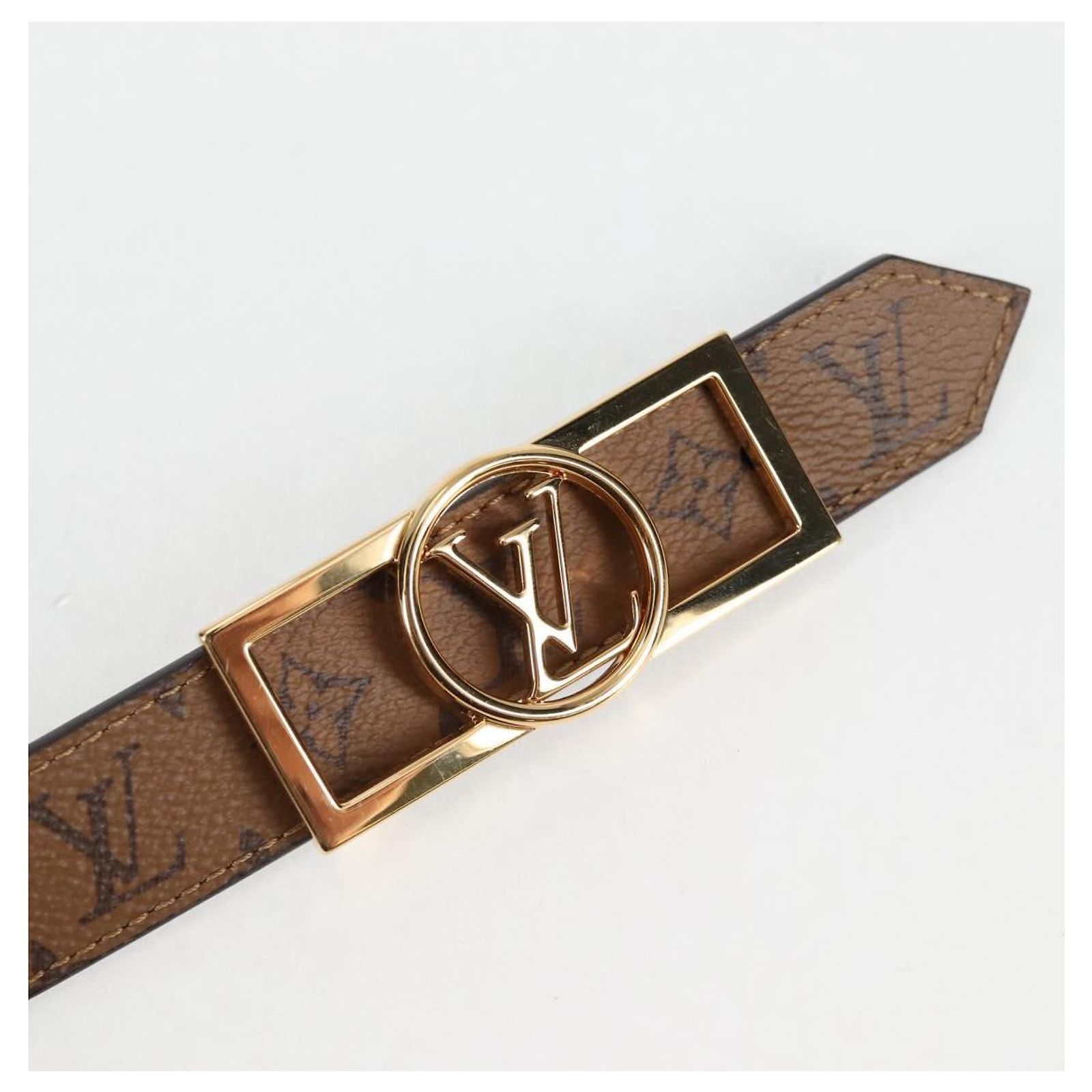 Louis Vuitton Monogram Reverse LV Duo 18 mm Leather Belt Brown Gold LV Initiales 30mm Reversible Belt Monogram - Women  main image 3