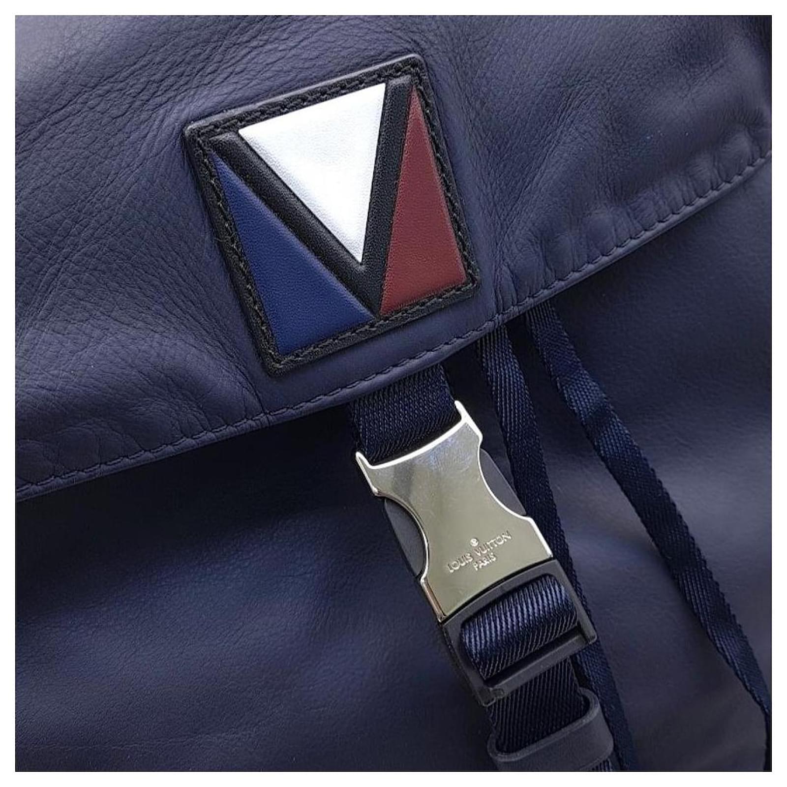 LOUIS VUITTON V Line Pulse Backpack (7640698) Blue ref.2283911