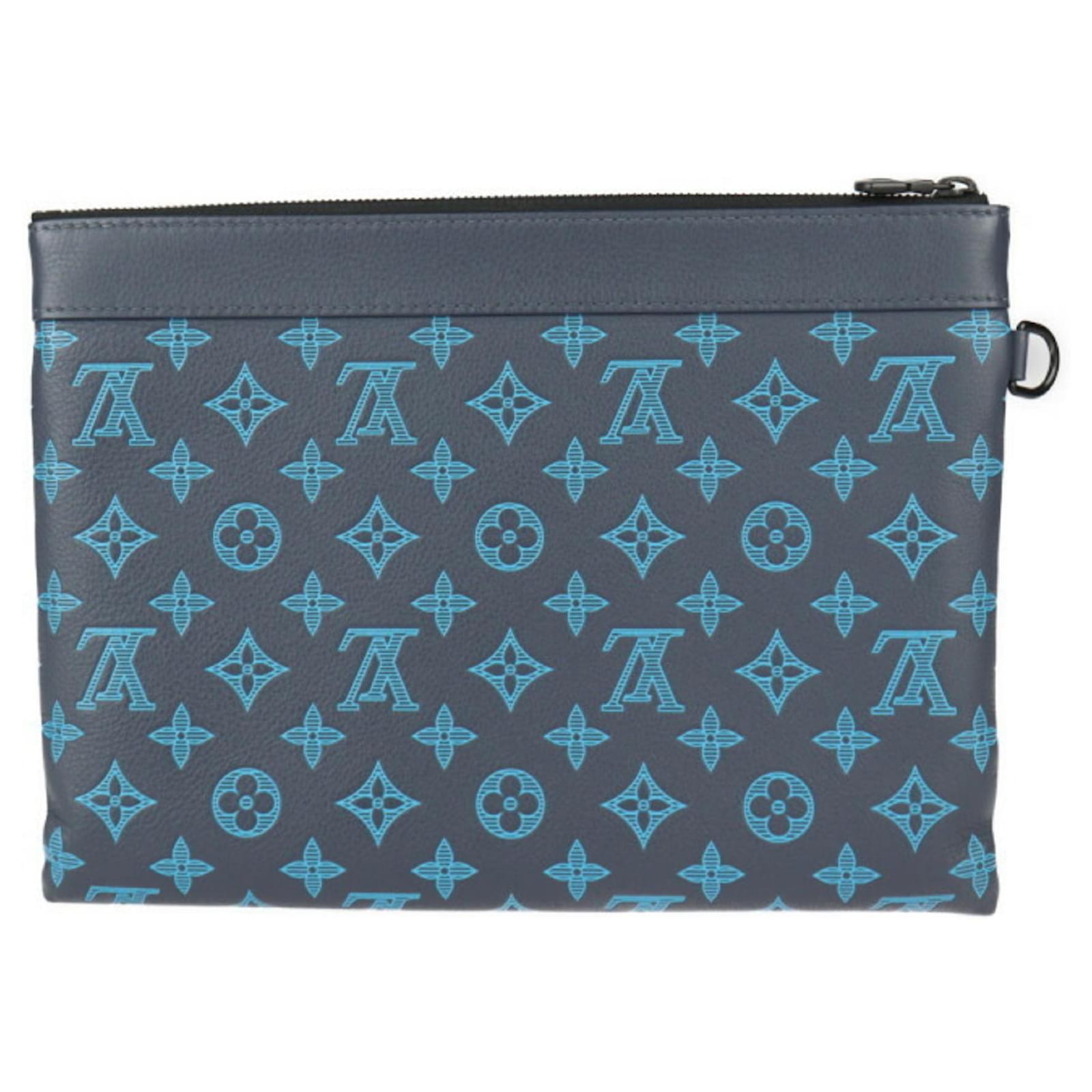 Louis Vuitton Pochette To Go Monogram Shadow Black Navy blue Leather  ref.2287302