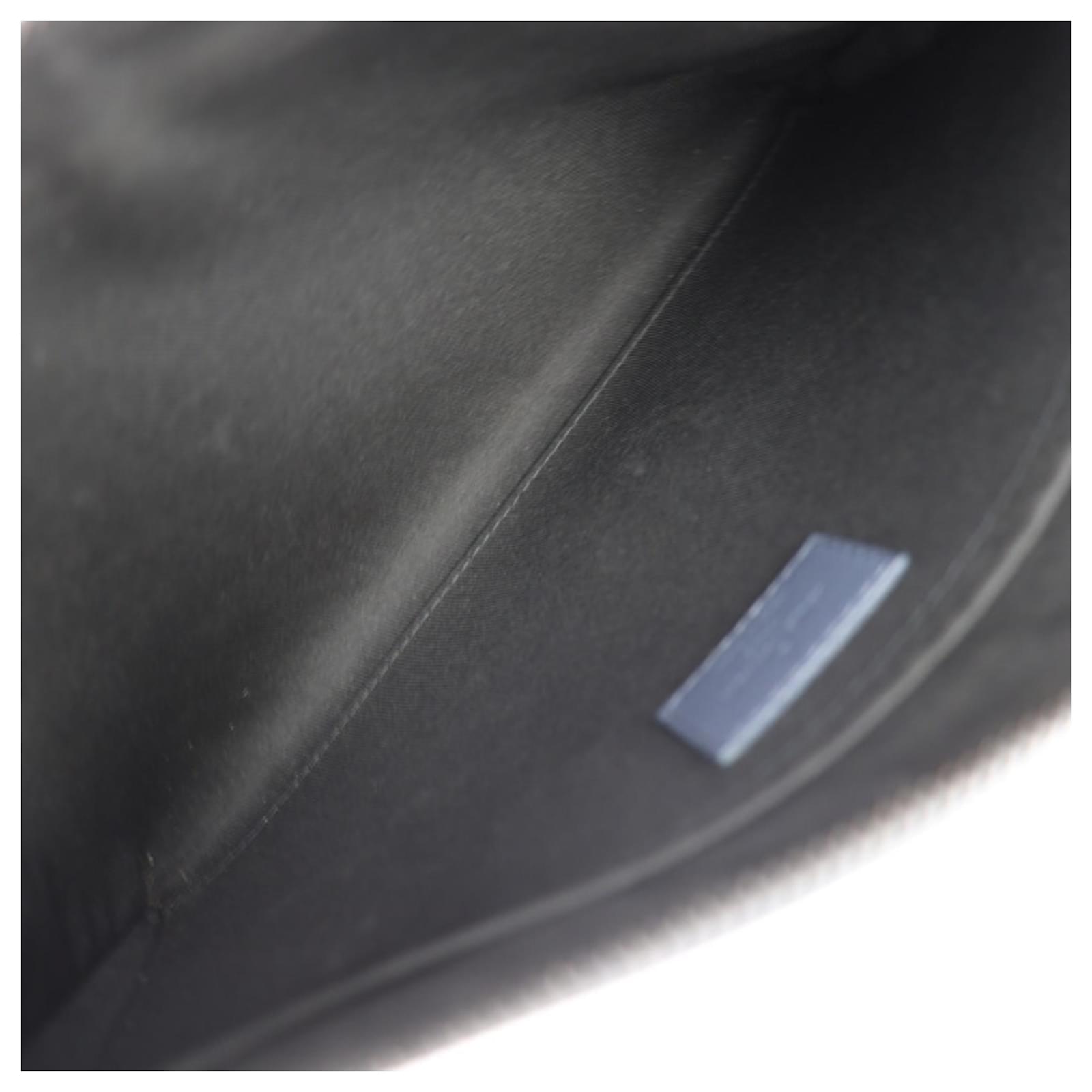 Louis Vuitton Pochette To Go Monogram Shadow Black Navy blue Leather  ref.2287302
