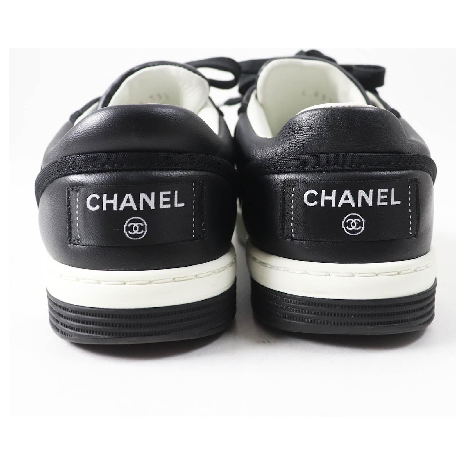 COCO Chanel COCO Mark Lambskin Sneakers G37488 Black White