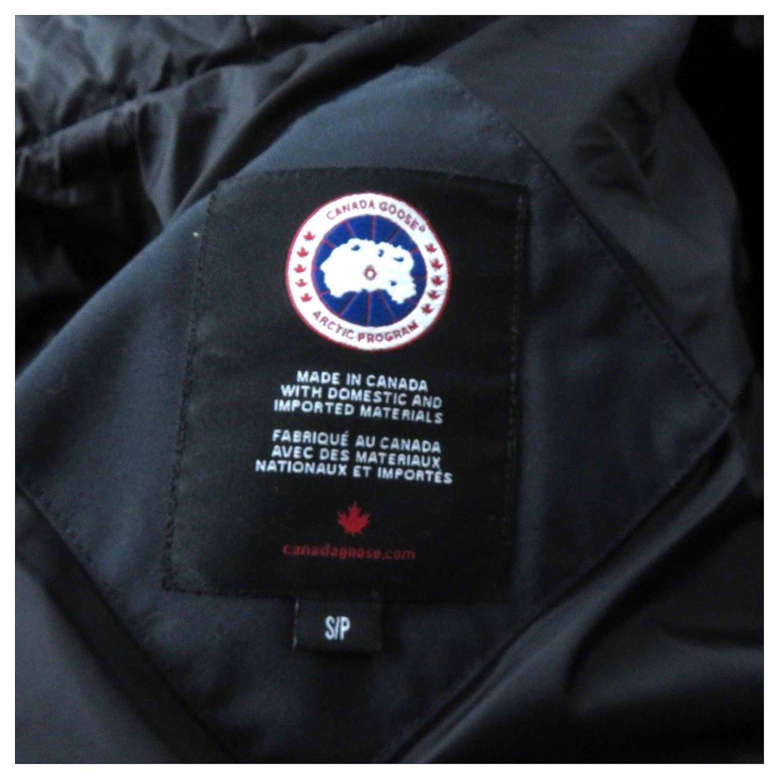 Canada Goose Mackenzie Parka 2302JL Navy Women Blue Navy blue 