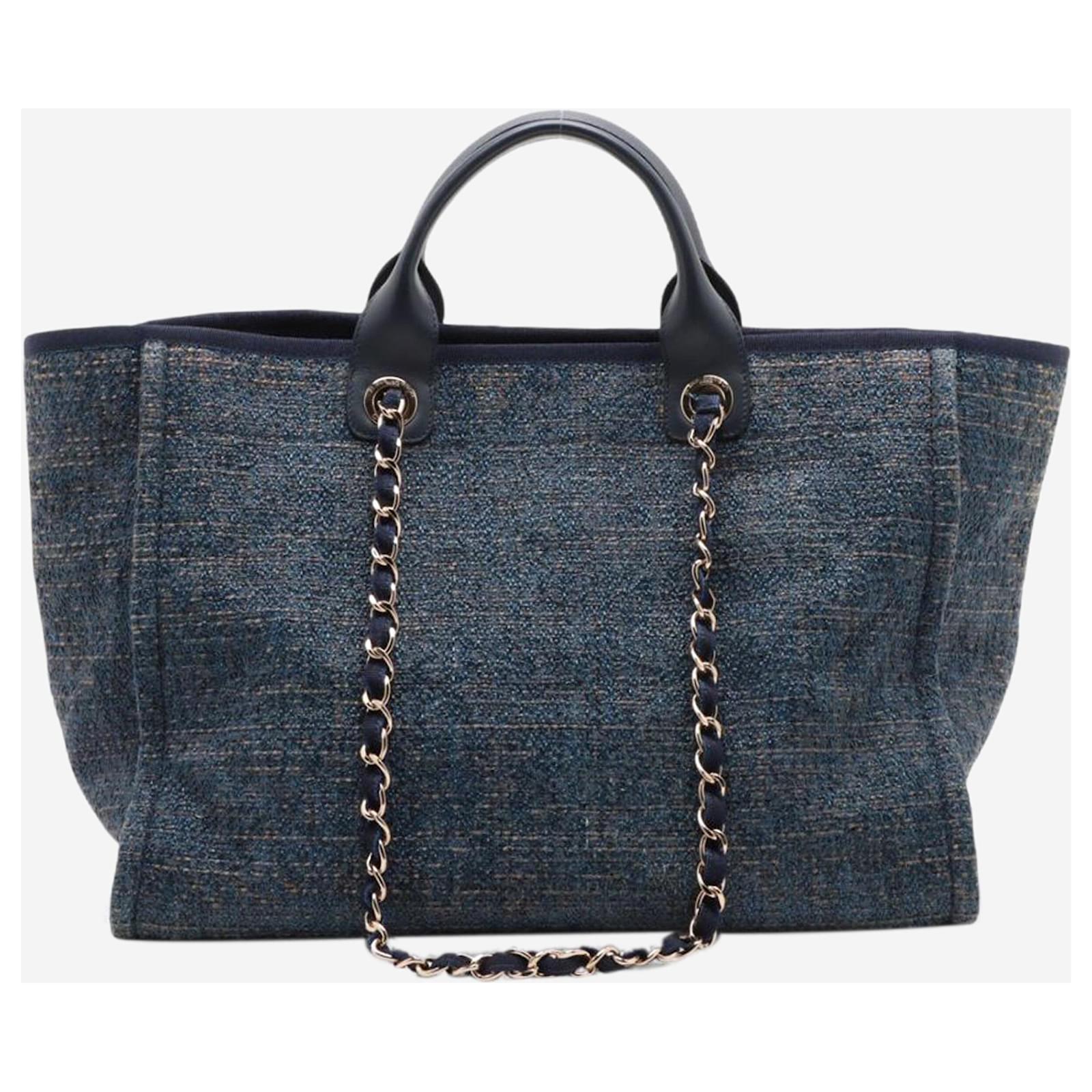 Chanel Borsa tote Deauville GM in rafia e pelle blu navy 2019 ref