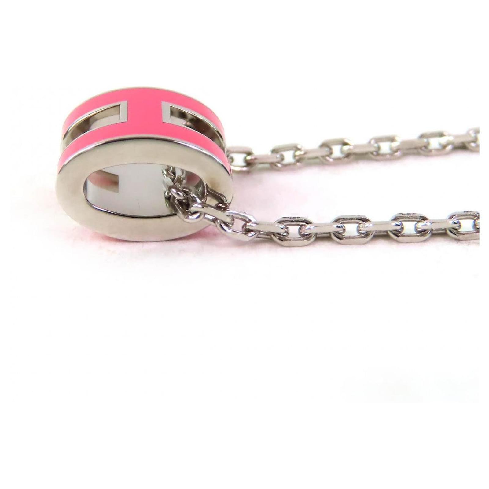 Hermes★シンプルで上品なロゴモチーフネックレスPop H pendant Hermès Hermes Pop H Necklace Pendant Pink Metal ref.2296093