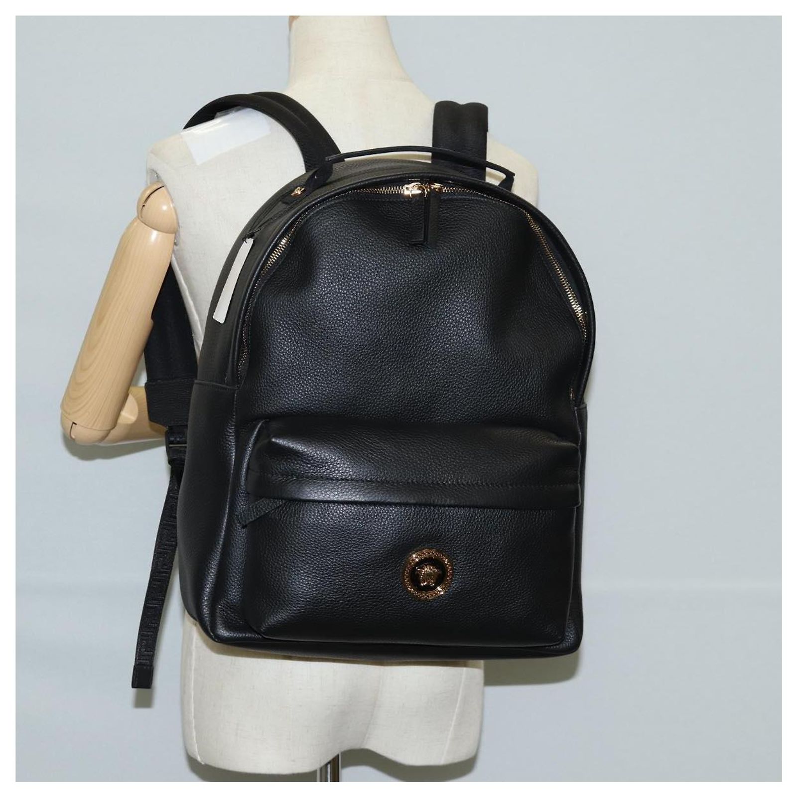 VERSACE Backpack Leather Black Gold Auth 118682A Golden ref  display picture 1