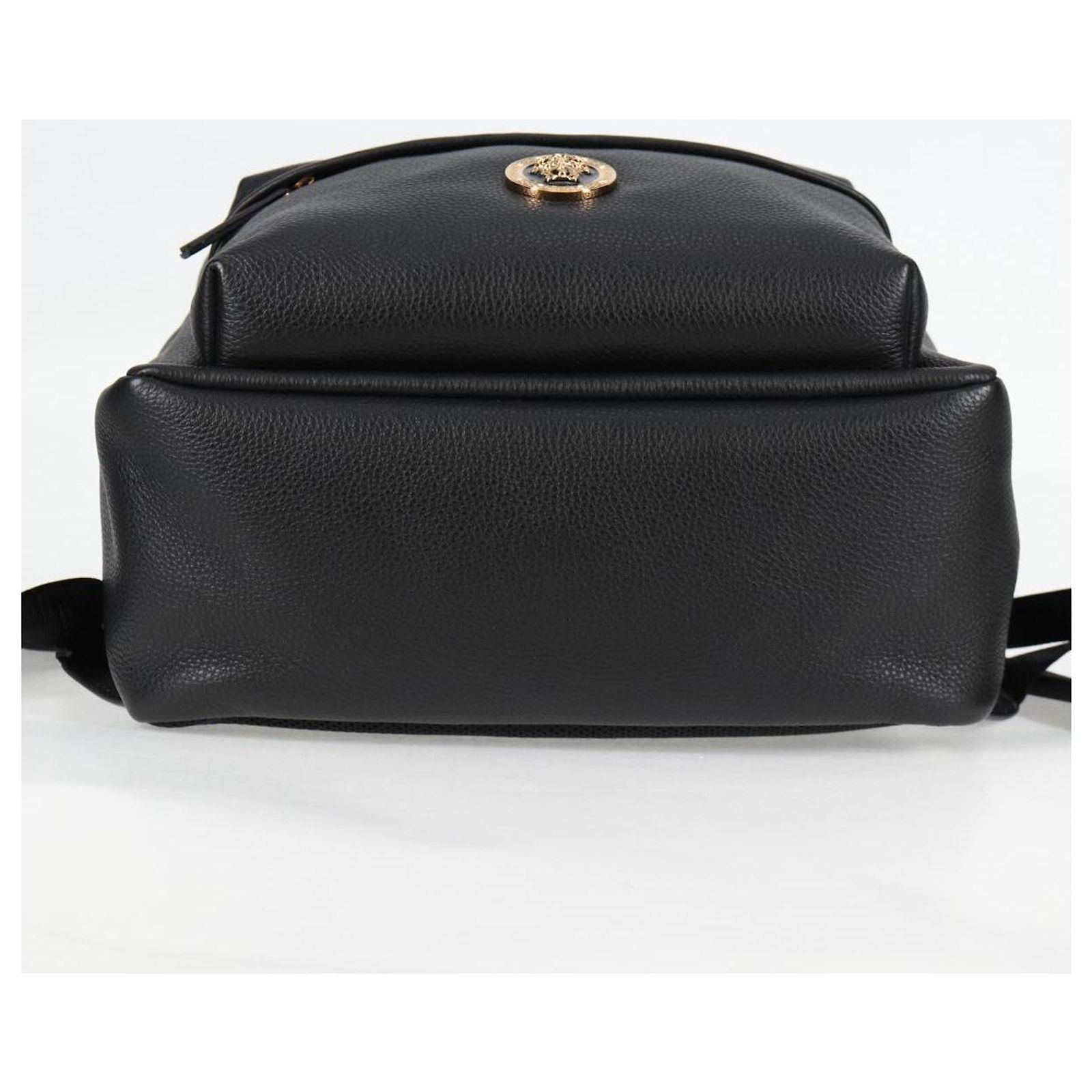 VERSACE Backpack Leather Black Gold Auth 118682A VERSACE Backpack Nylon Black Gold Auth 118728A Golden ref  main image 3