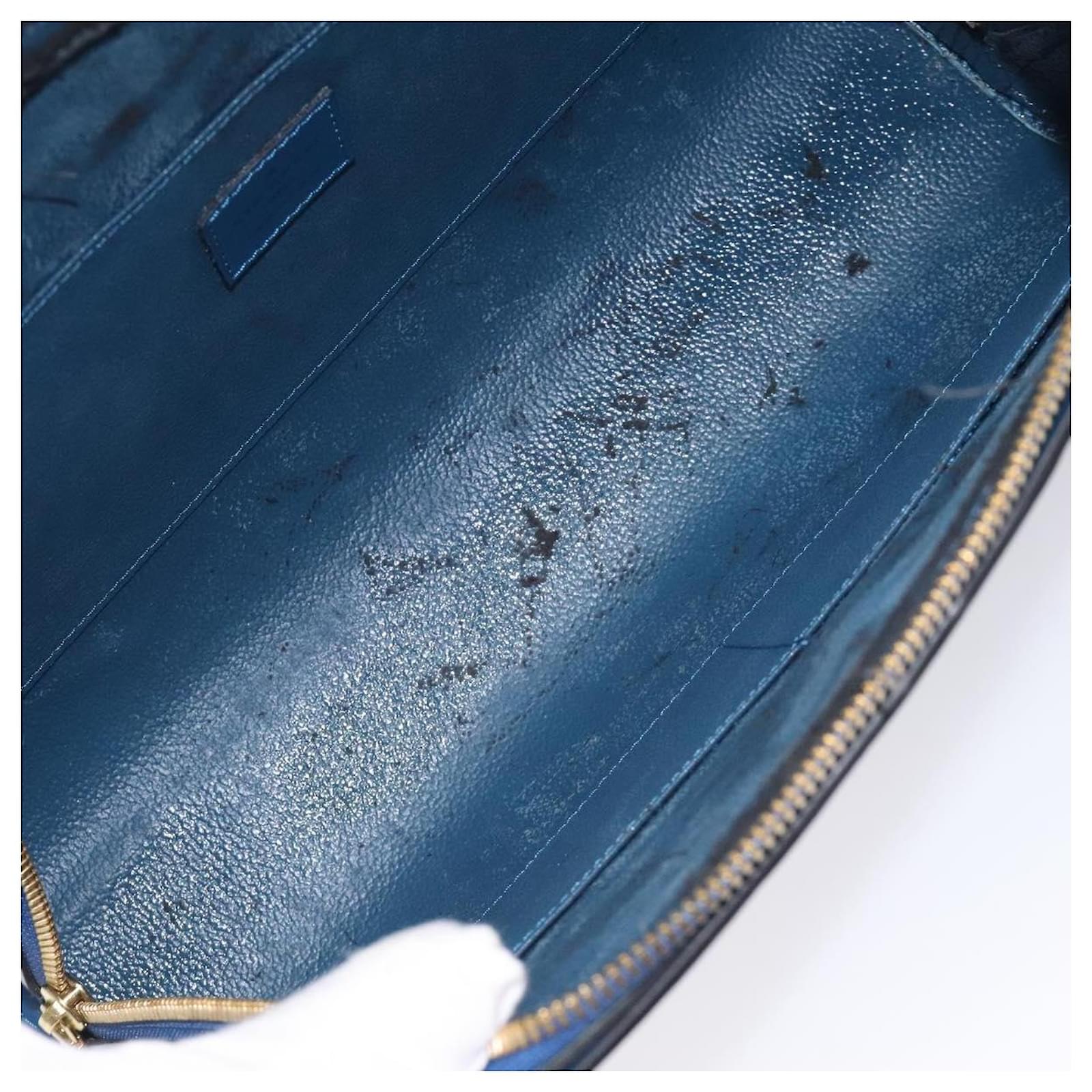 LOUIS VUITTON Epi Dauphine GM Pouch Blue M48435 LV Auth 127205 Leather  ref.2310748