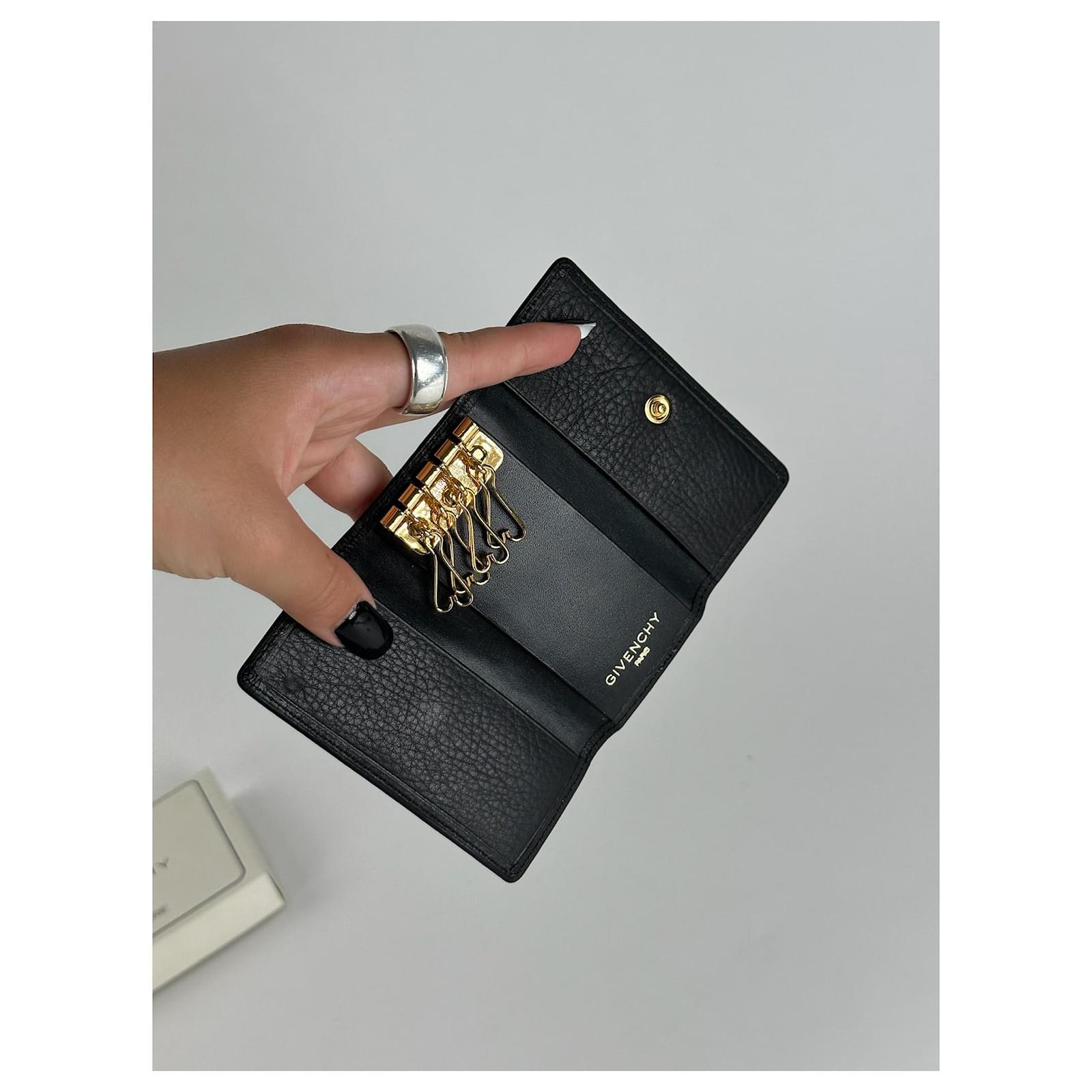 小物 Givenchy - Vintage Leather Key Wallet Vintage Givenchy Leather key Holder black ref.2319249 - Joli
