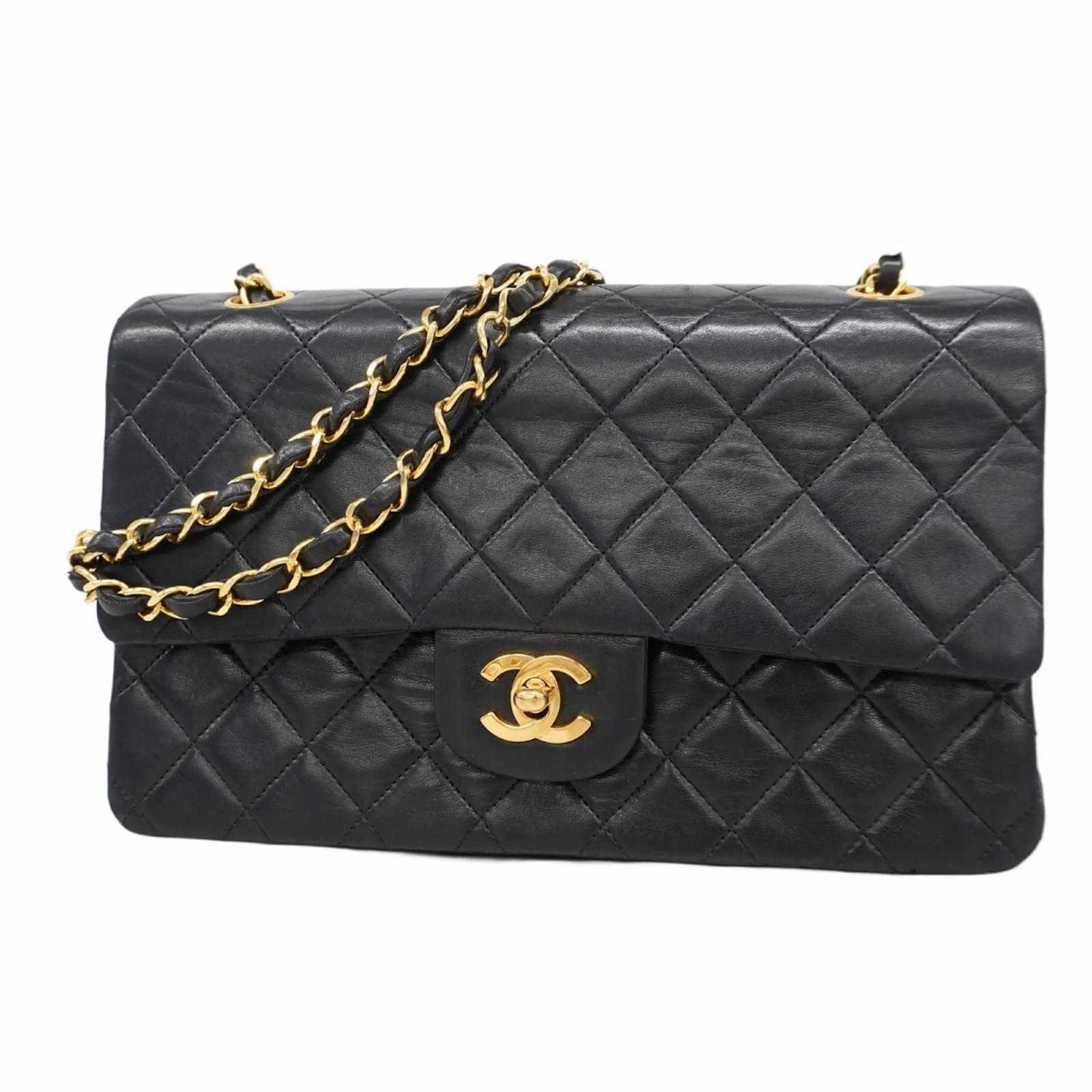 Chanel Black Lambskin Shoulder Bag Leather  ref.2320413