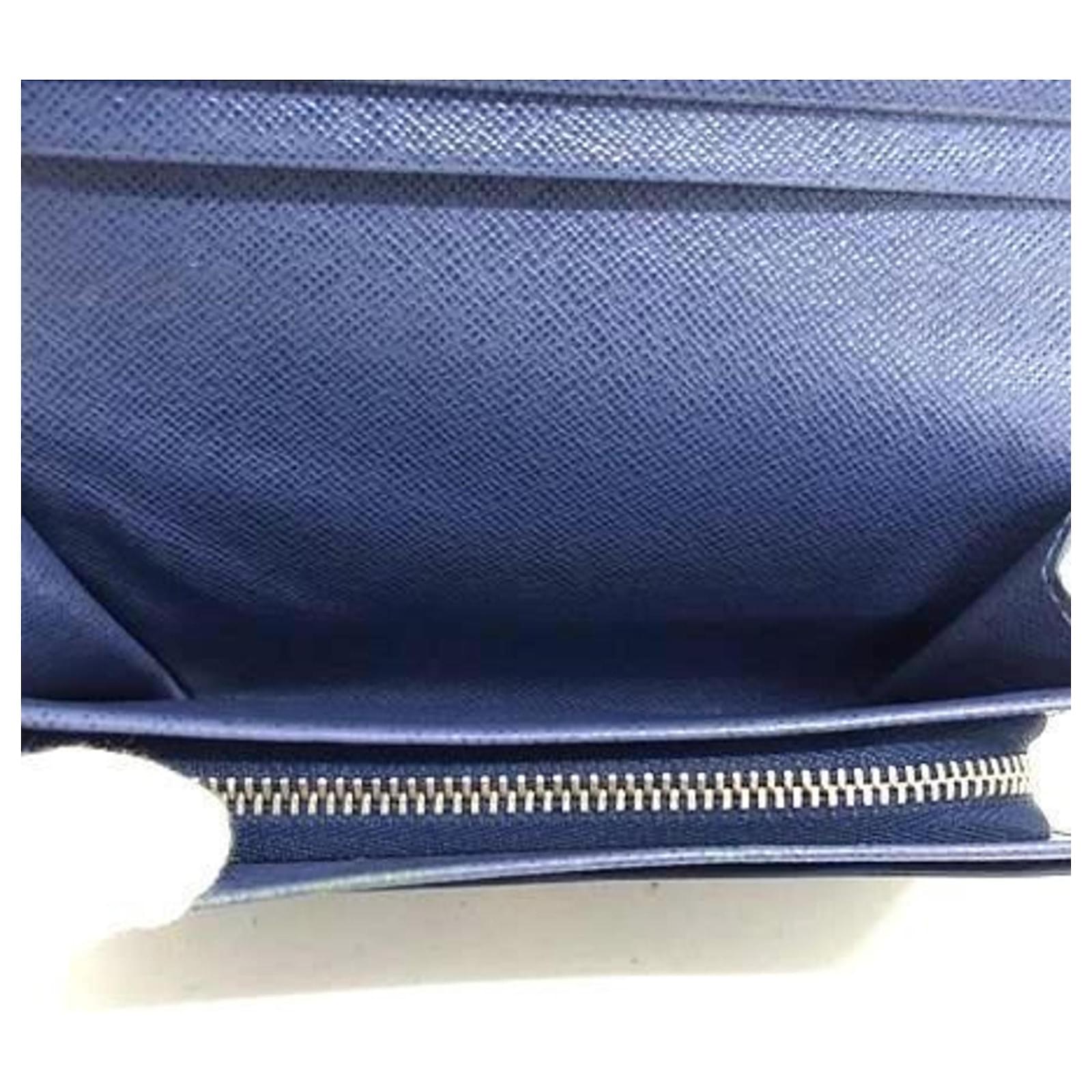 Louis Vuitton Bi-fold Wallet in Mokey Blue Leather ref.2322895