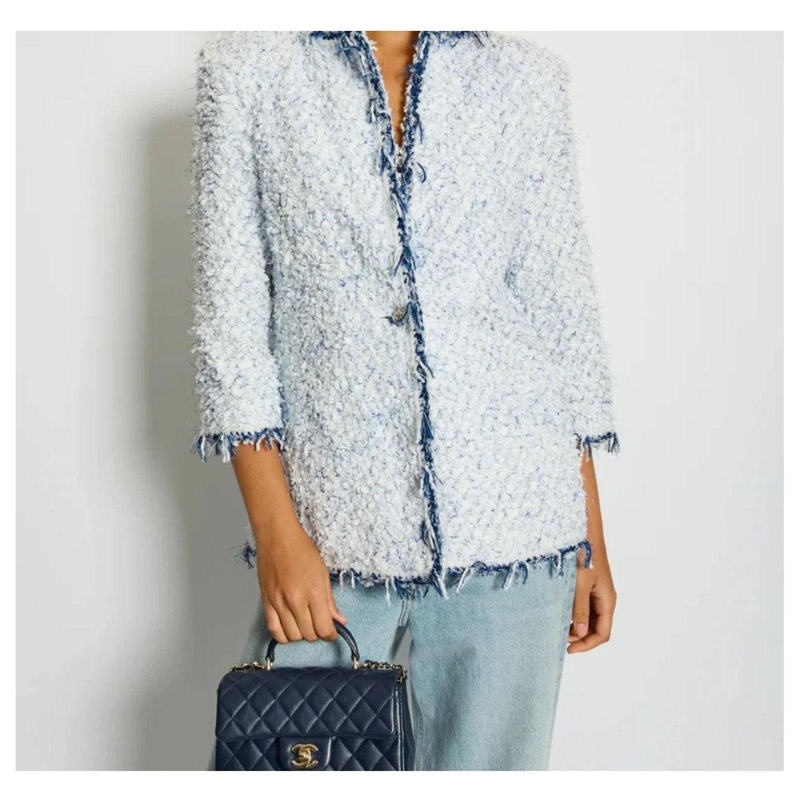 Chanel SS18 White Blue Fantasy Tweed Jacket sz.38 Light blue ref