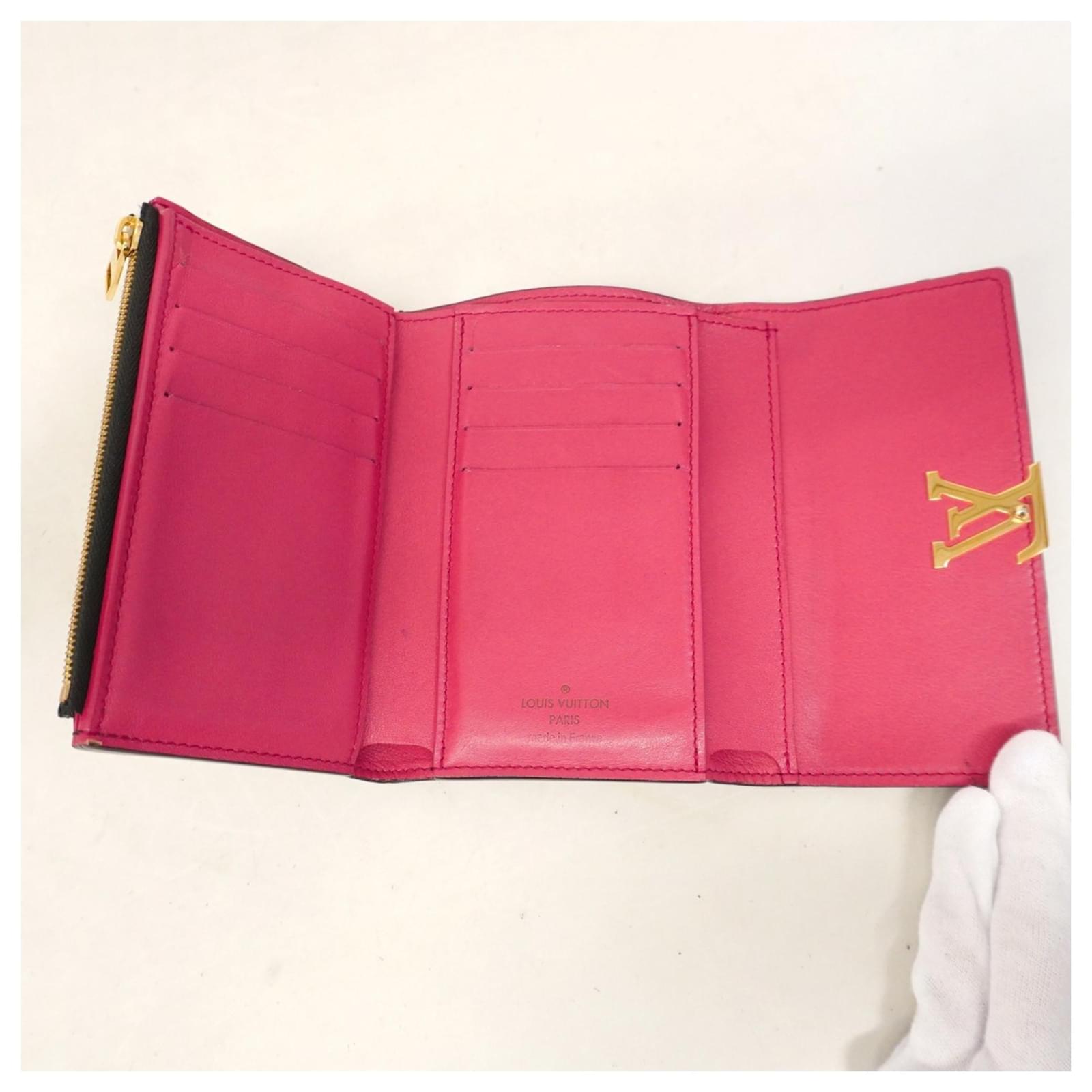 Capucines Louis Vuitton Tri-fold Wallet Black Pink  ref.2331024