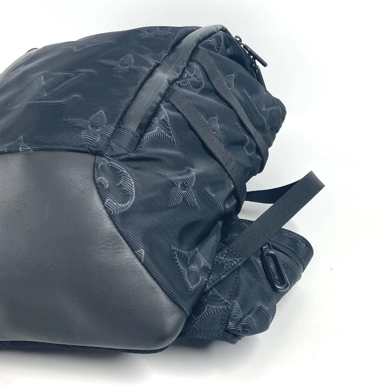Louis Vuitton 2054 3D Monogram Mountain Backpack Black Leather Nylon  ref.2346101