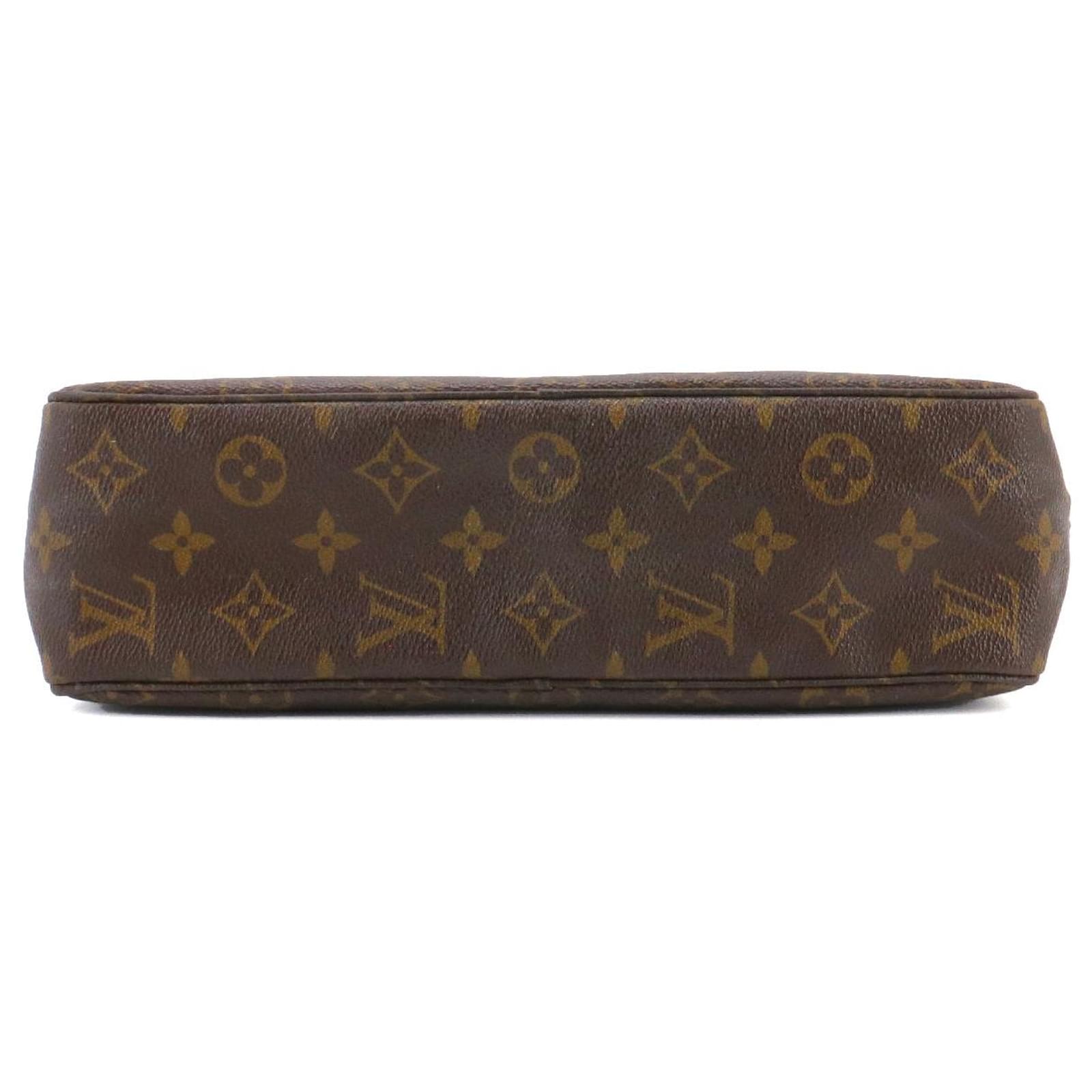 LOUIS VUITTON - Louis Vuitton toiletry bag in vintage coated canvas Brown Cloth  ref.2355053
