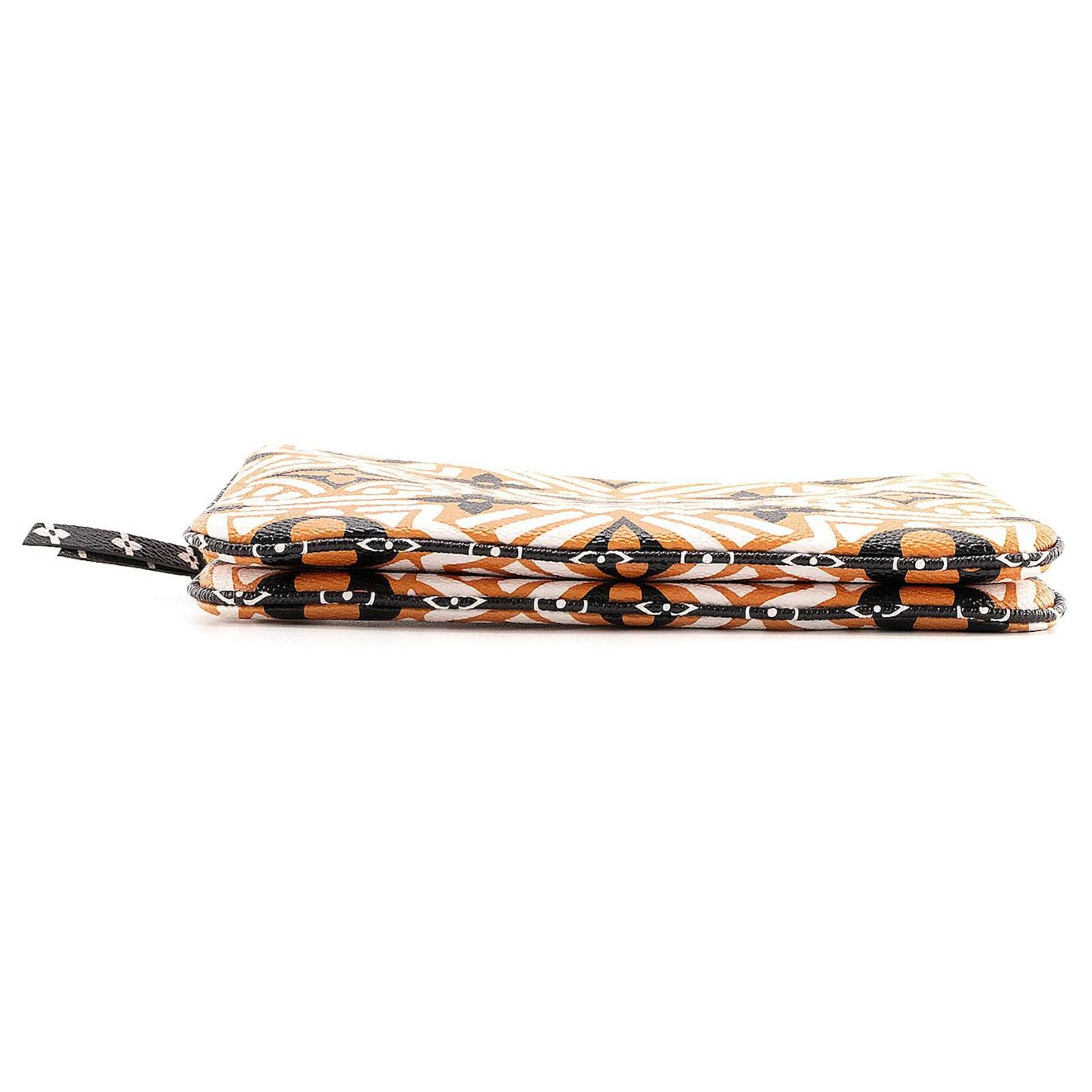 LOUIS VUITTON - Pochette Double Zip Crafty dition limite Louis Vuitton en toile monogramme Orange Leather  ref.2355294