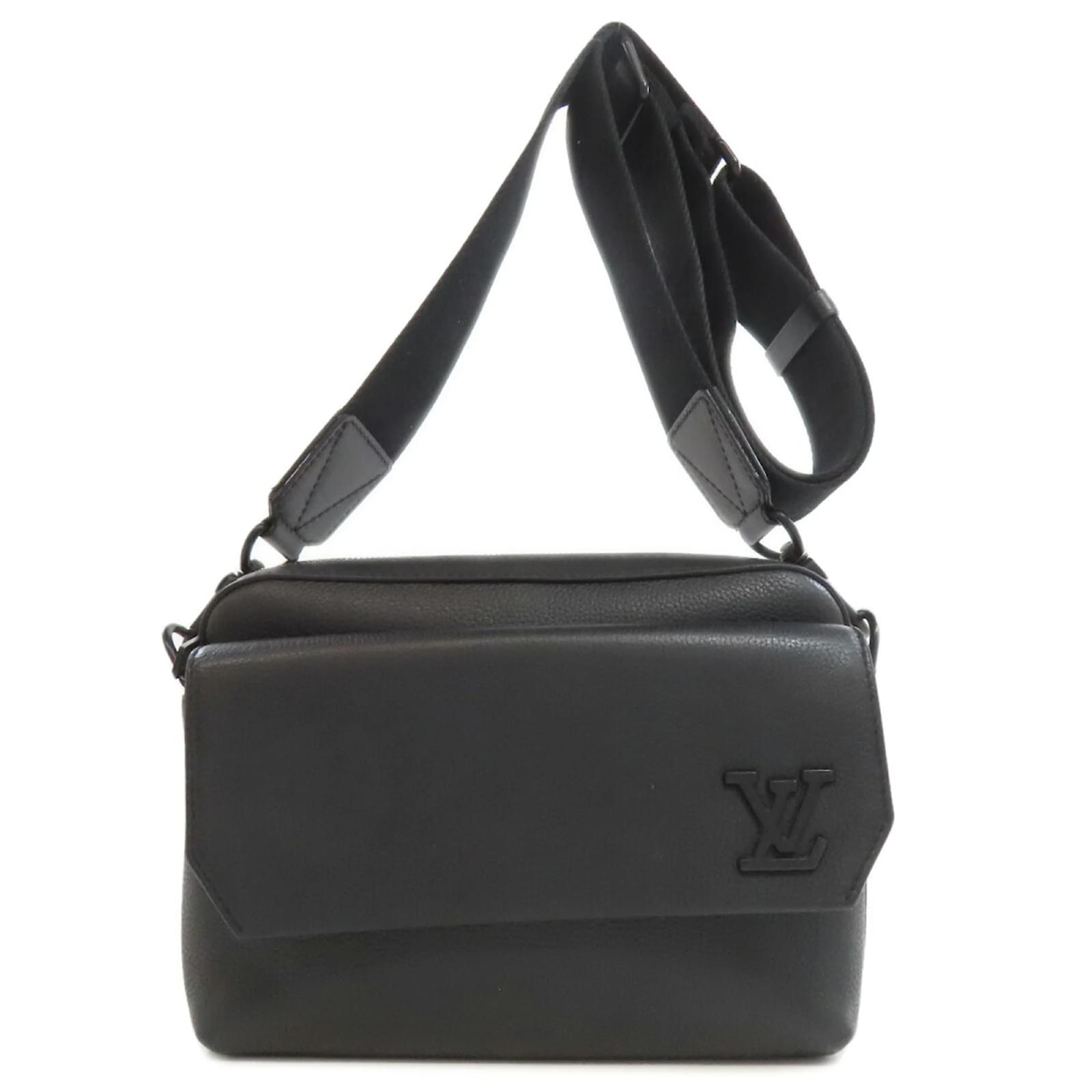 Sac à bandoulière Fastline de Louis Vuitton Cuir Noir