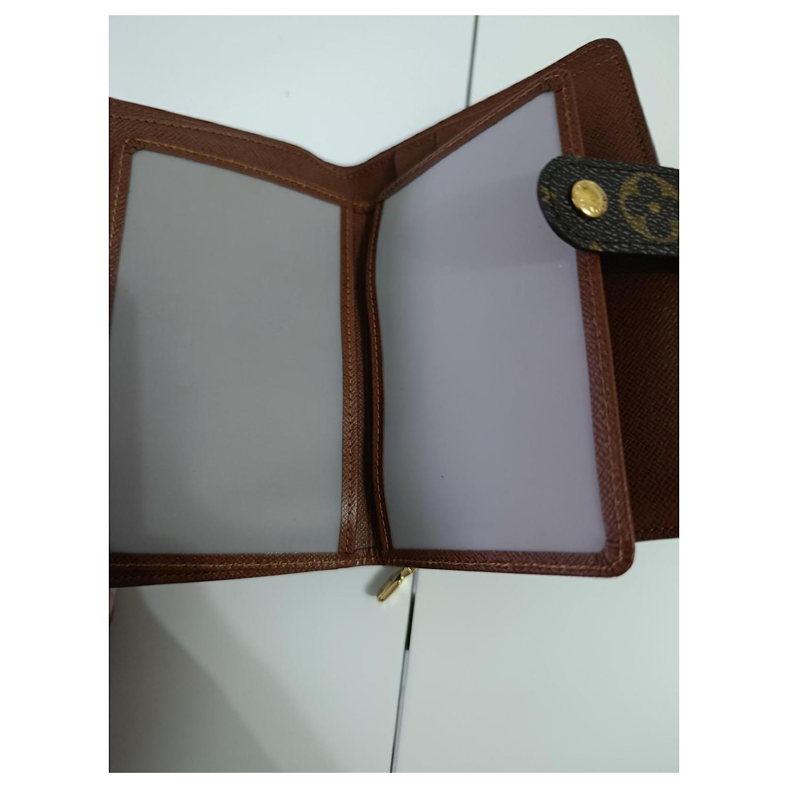 Bedford Louis Vuitton Bi-Fold Wallet Dark brown Patent leather  ref.2364541