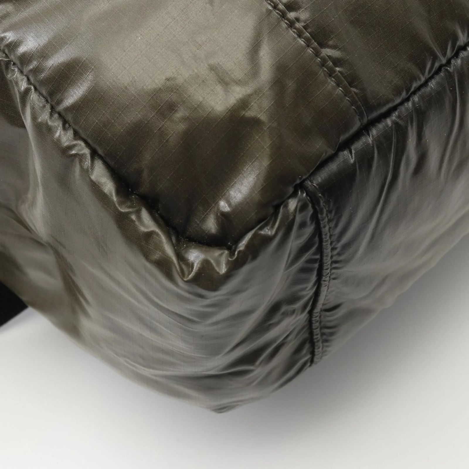 Saint Laurent Nux Backpack Khaki Nylon ref.2369932 - Joli Closet display picture 3