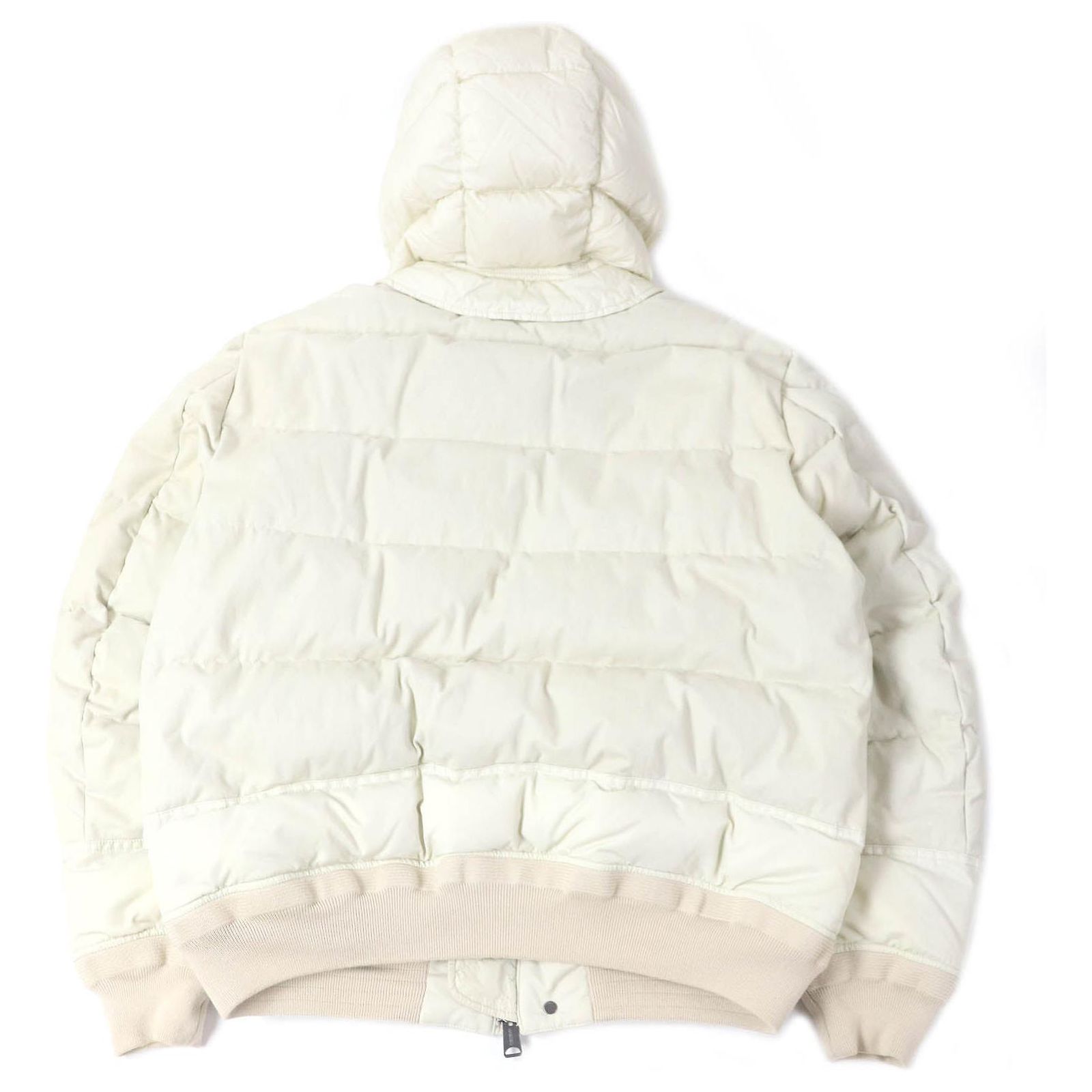 MONCLER ホワイト ダウンジャケット LEOPOLD MONCLER ホワイト ダウンジャケット LEOPOLD MONCLER（モンクレール