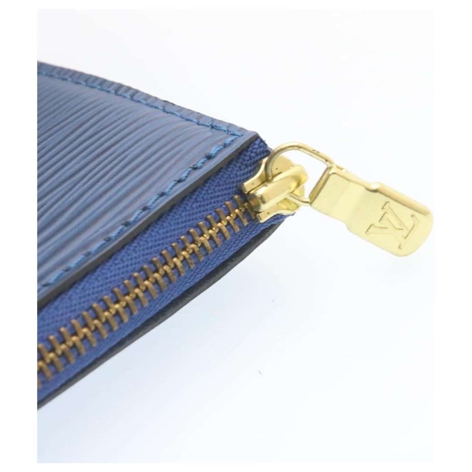 LOUIS VUITTON Epi Pochette Accessoires Pouch Blue M52945 LV Auth 23568AV Leather  ref.2374104