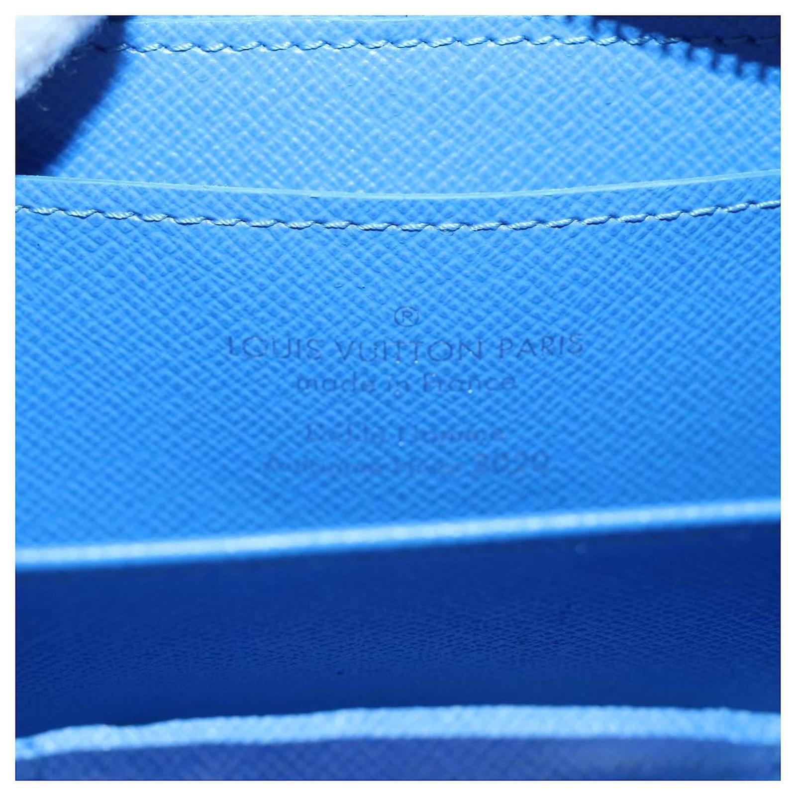 LOUIS VUITTON Monogram Clouds Soft Trunk Necklace Pouch Blue M45440 Auth 42825SM White ref.2376243